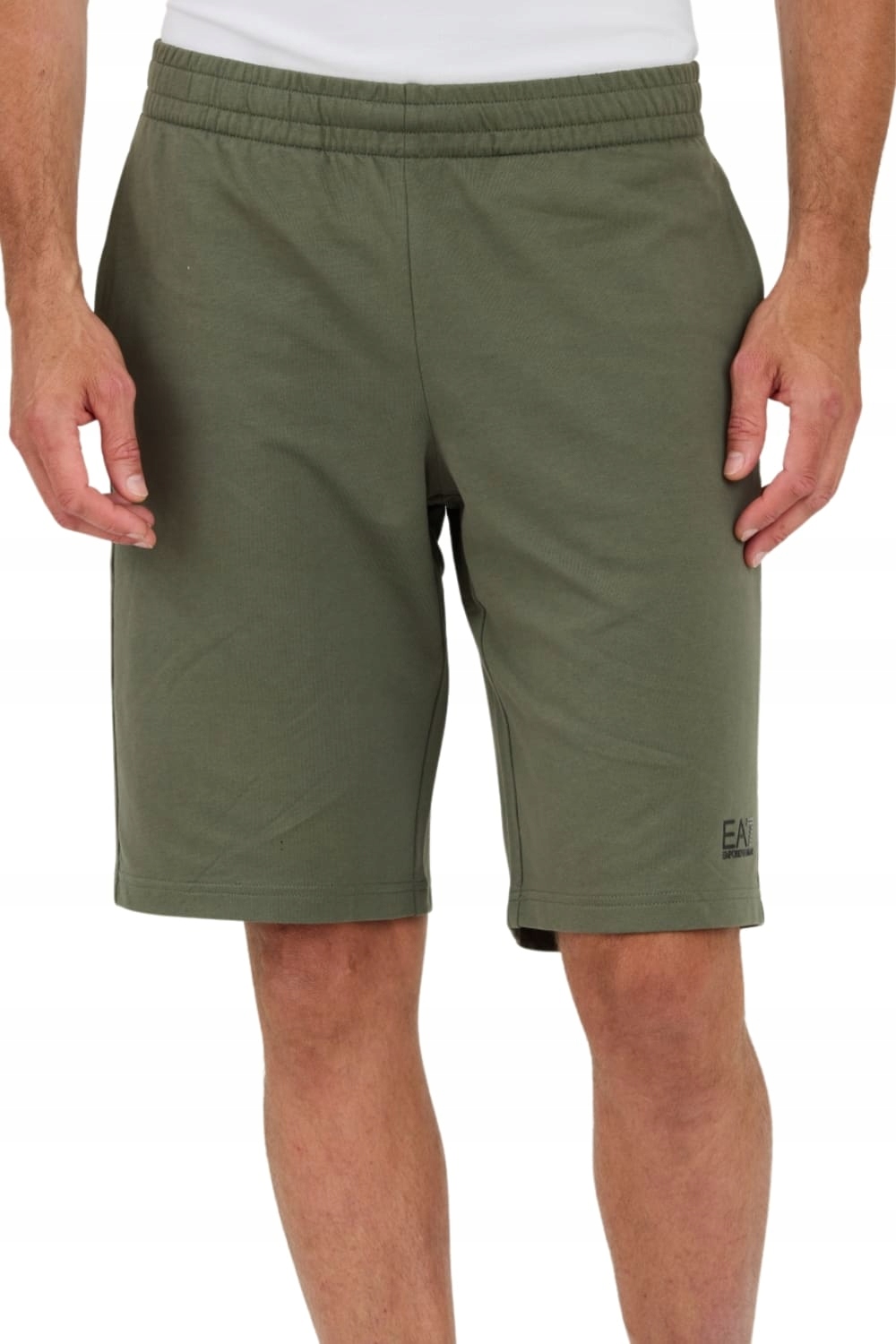 EA7 Zelené šortky Bermudy XL