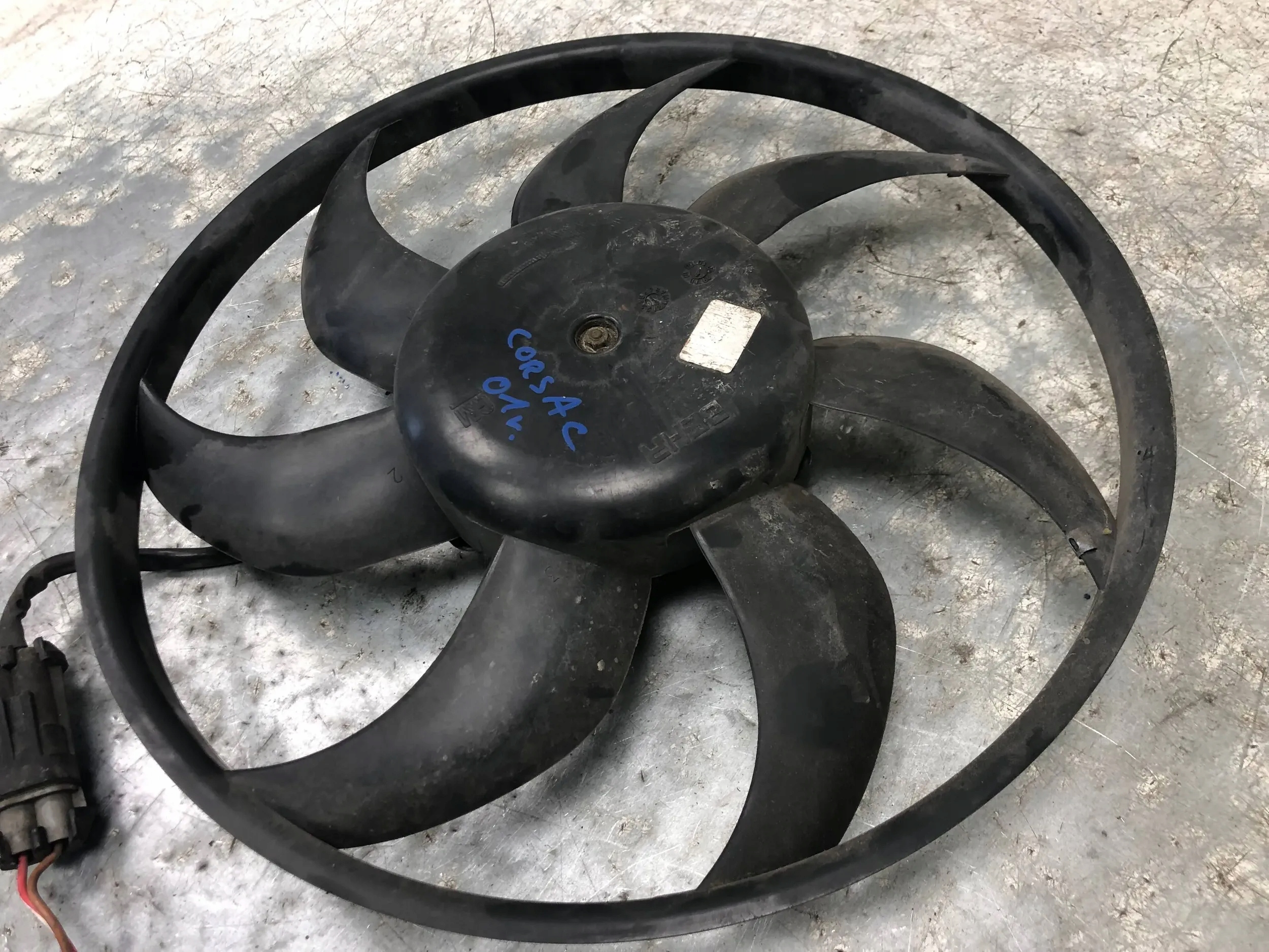 vrtule ventilátor chladiče OPEL CORSA C 9158007