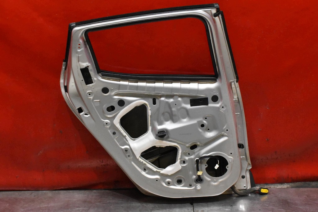 door left rear part rear. silver RENAULT CLIO 4 IV 5D HB 12-20