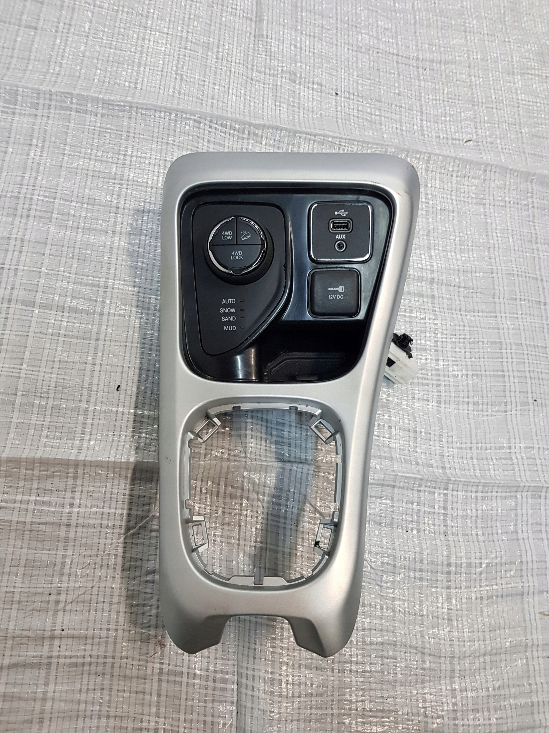 ПЕРЕКЛЮЧАТЕЛЬ АВТО КРЫШКА РЫЧАГА ПЕРЕКЛЮЧЕНИЯ ПЕРЕДАЧ JEEP COMPASS