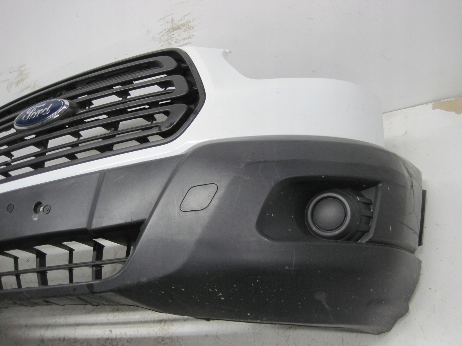 Frontstoßstange Ford TRANSIT MK8 16R