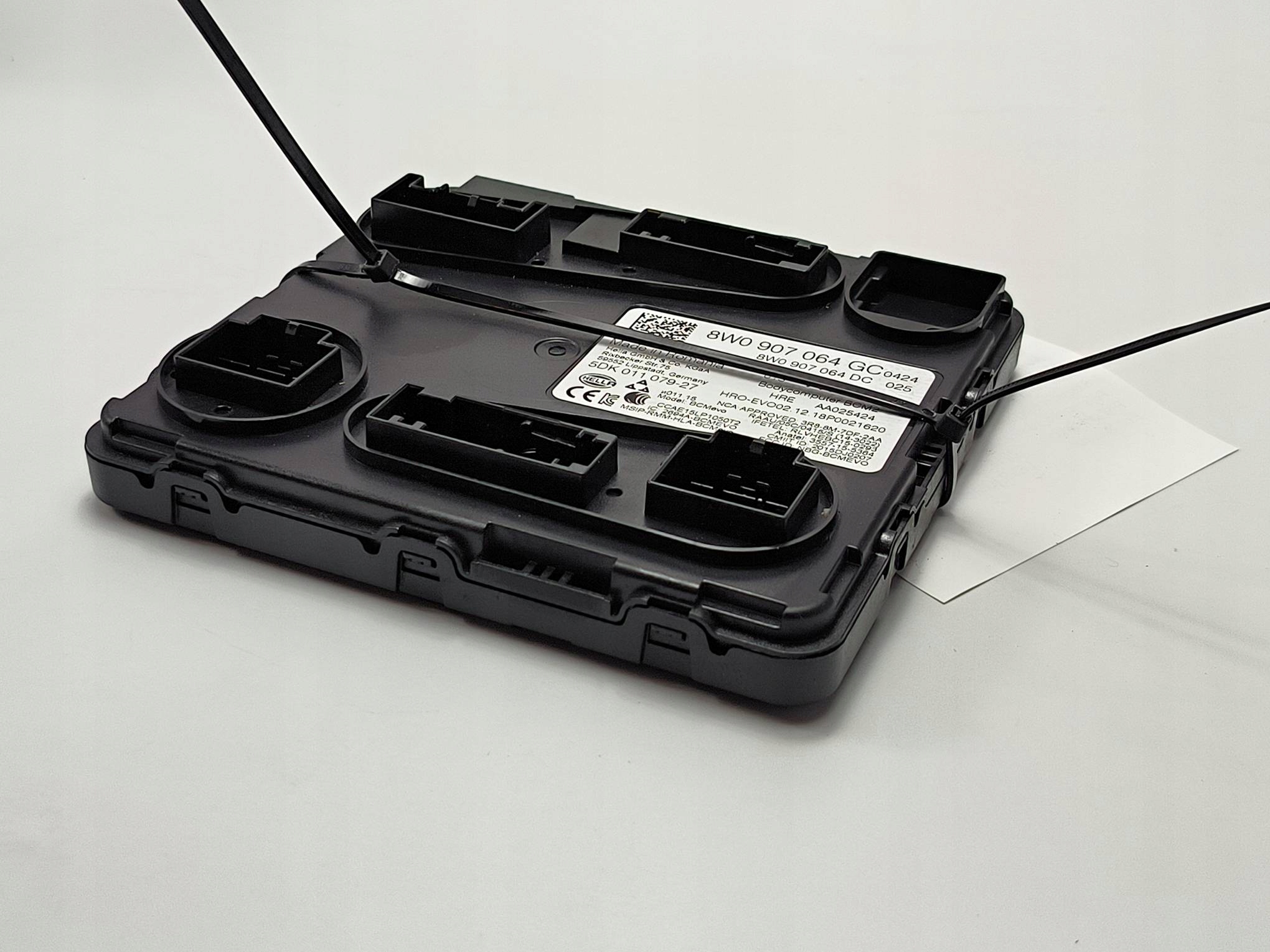 module 8W0907064GC KONFORTU AUDI A4 B9 S-LINE