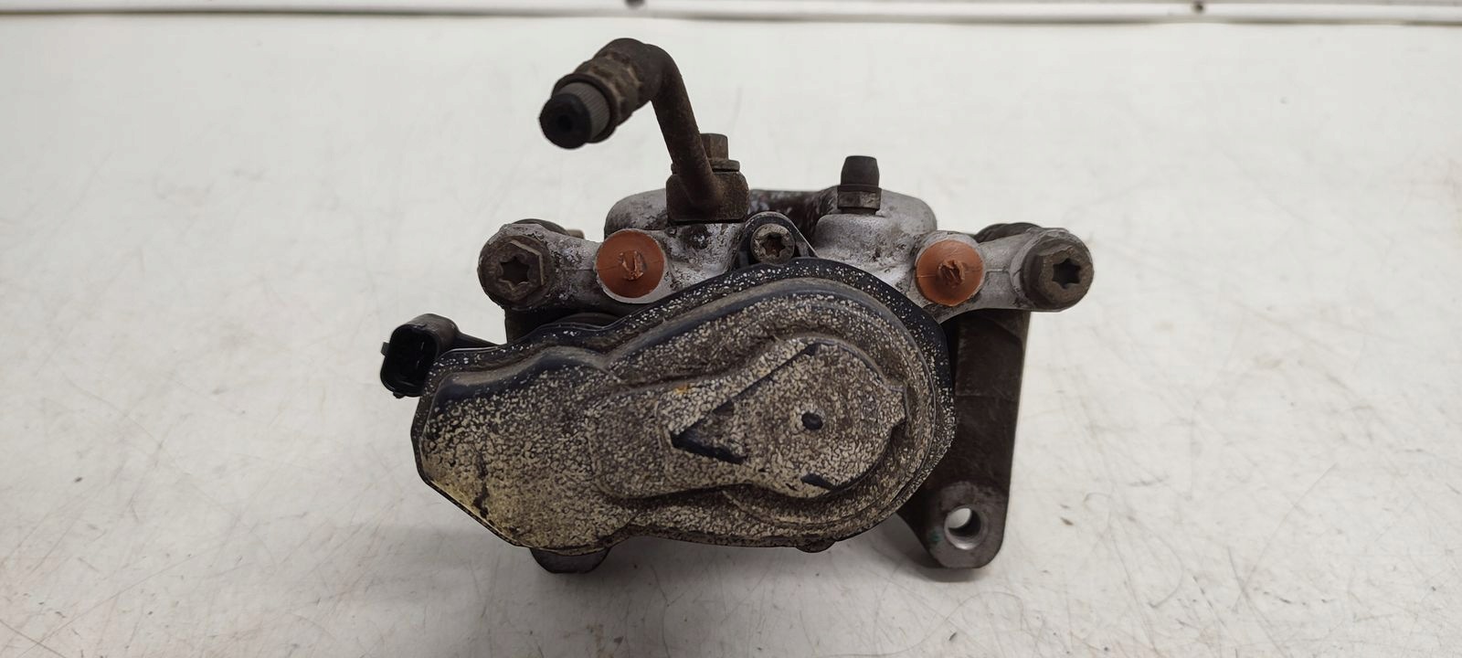 caliper rear part rear right Opel Astra K LIFT kombi