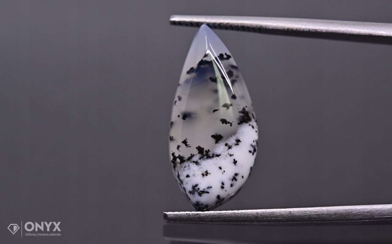 Dendritový achát z Turecka kabošon nepravidelný 20x