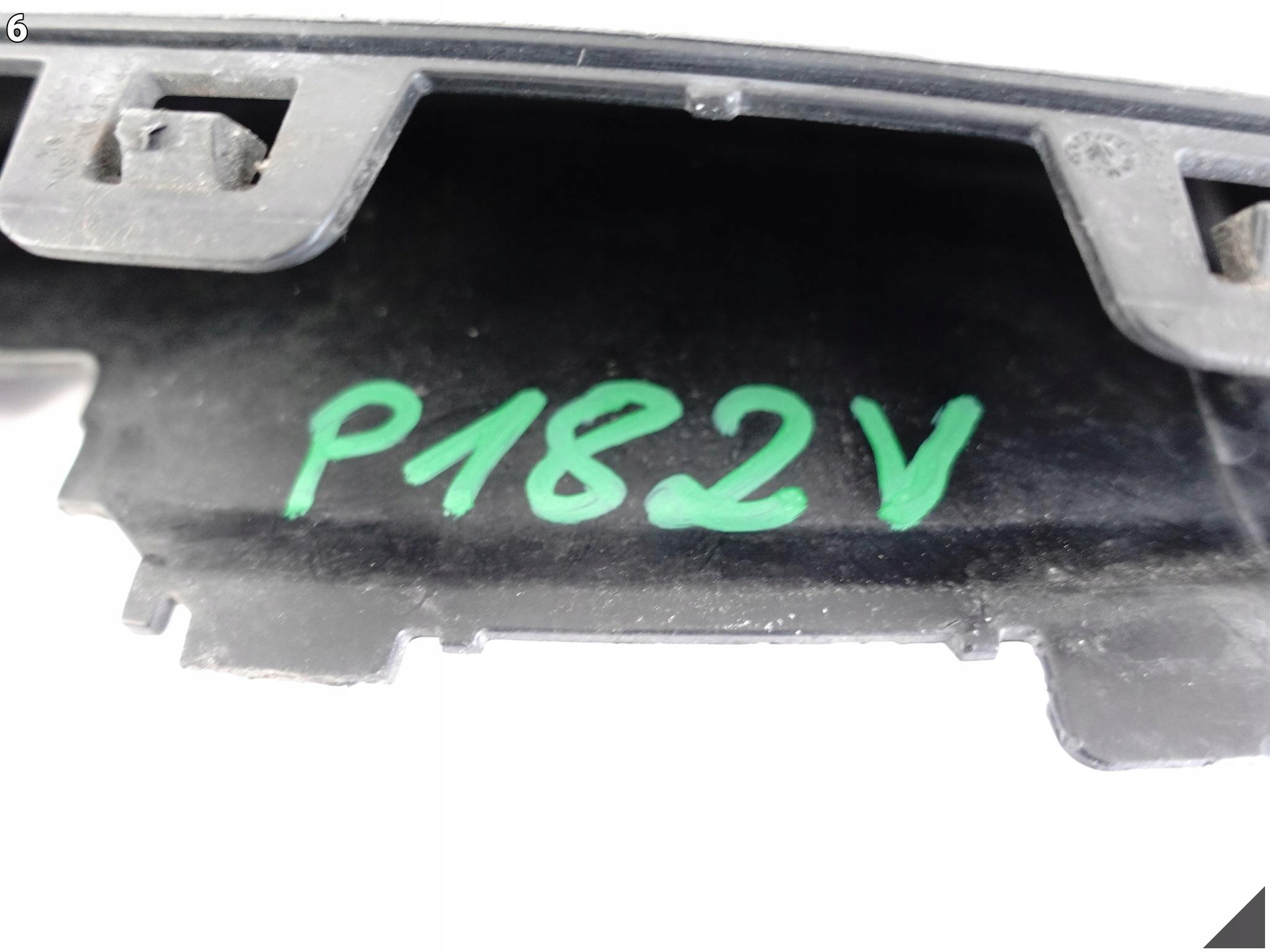 PORSCHE MACAN 95B LIFT 19-23 moulding cap W bumper grid left front