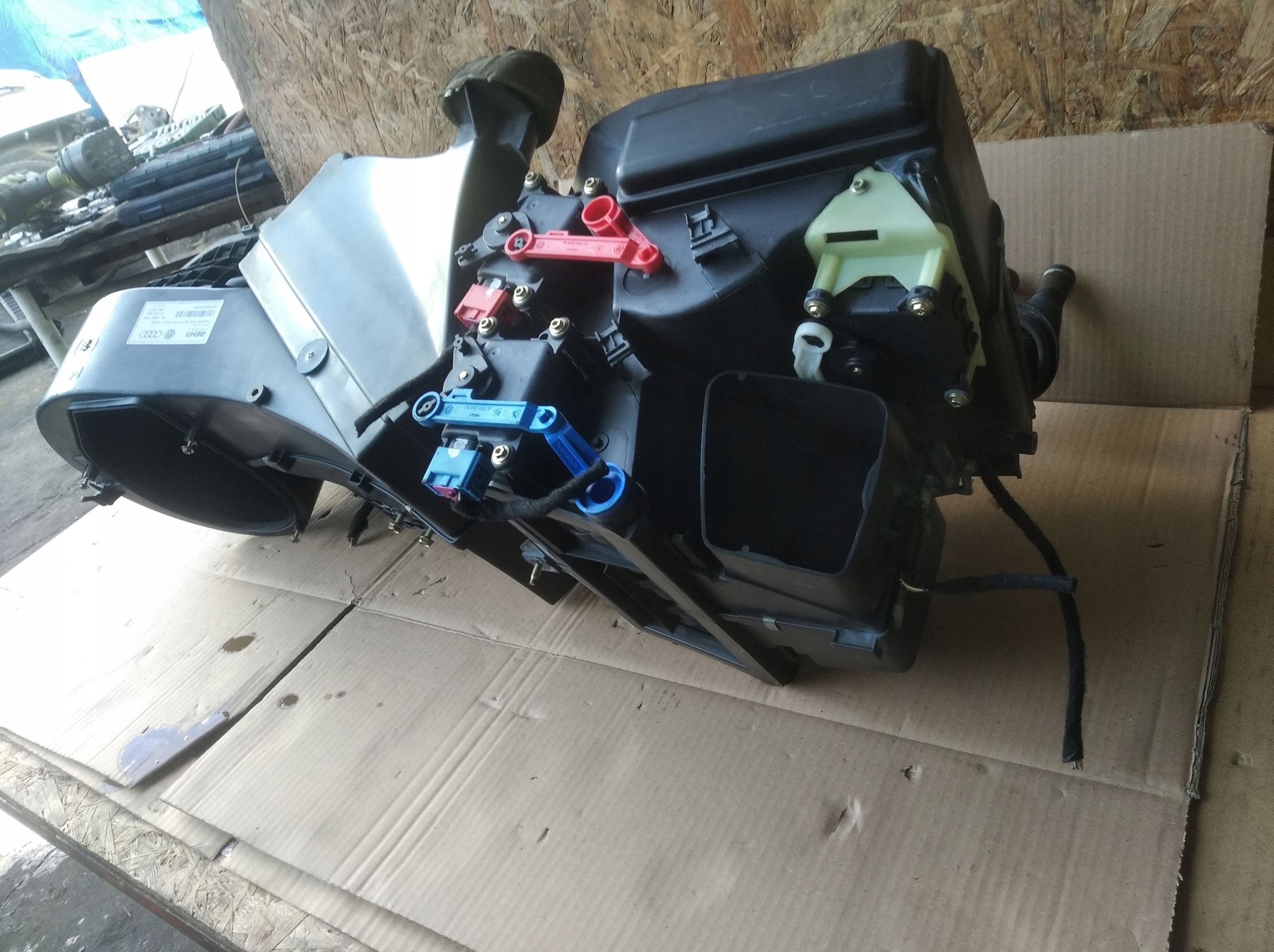 радиатор отопителя vw PASSAT B5 Audi A4