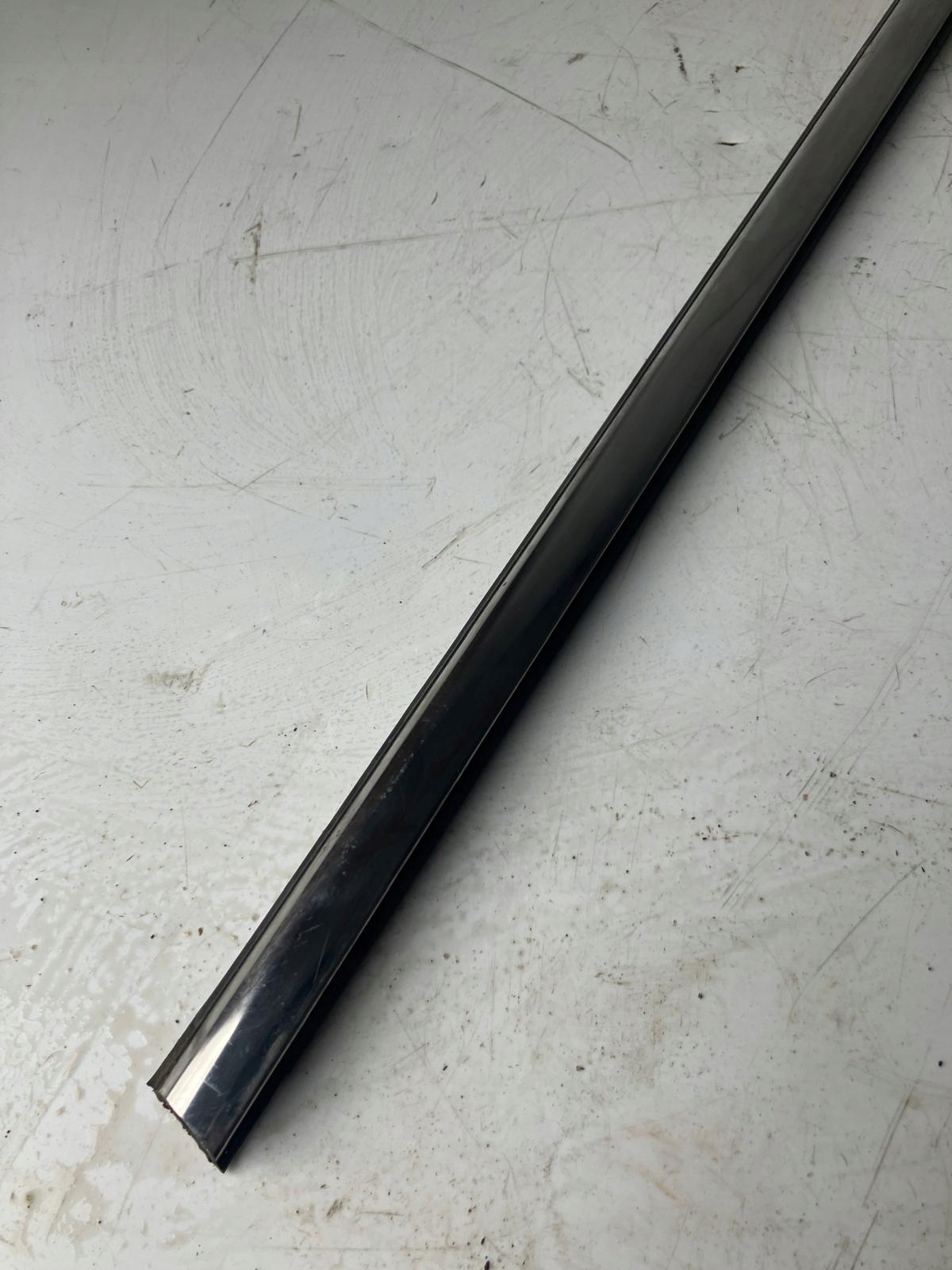moulding dust CHROM door left front RENAULT LATITUDE