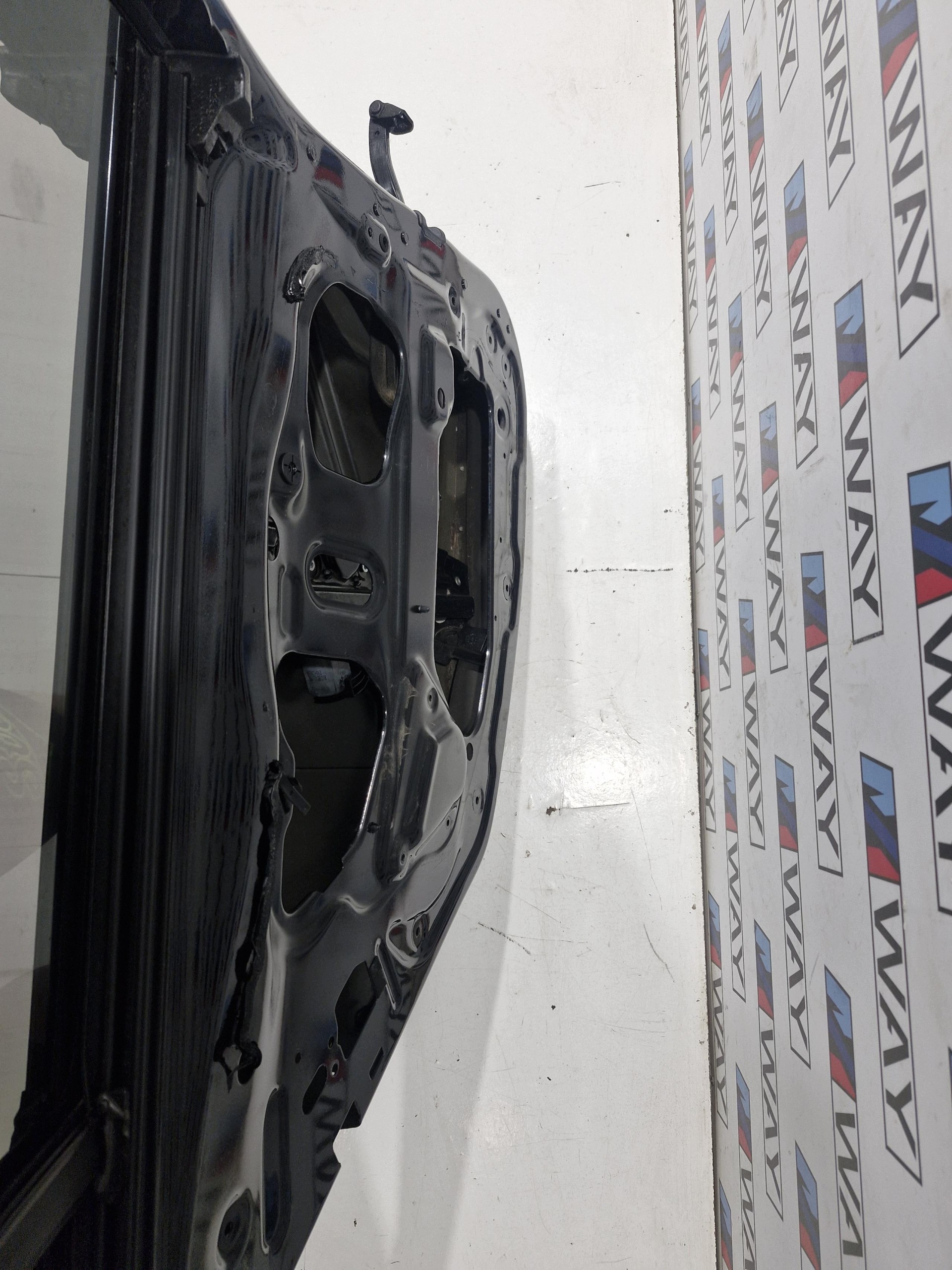 BMW F11 door left left rear part 475 BLACK SAPPHIRE