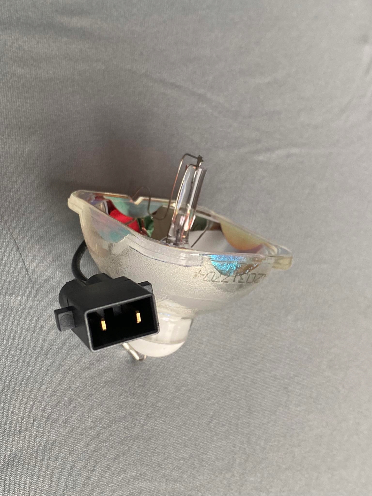 LAMPA H425A EB-D6150 EB-D6155W EB-C710X EB-C713X EB-C715X D6250 EAN (GTIN) 5904119193552