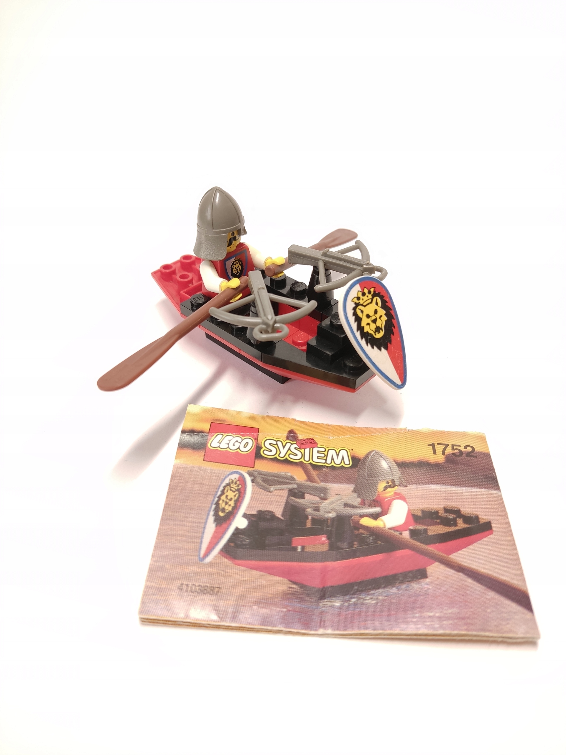 LEGO SYSTEM CASTLE 1752 BOAT WITH ARMOR