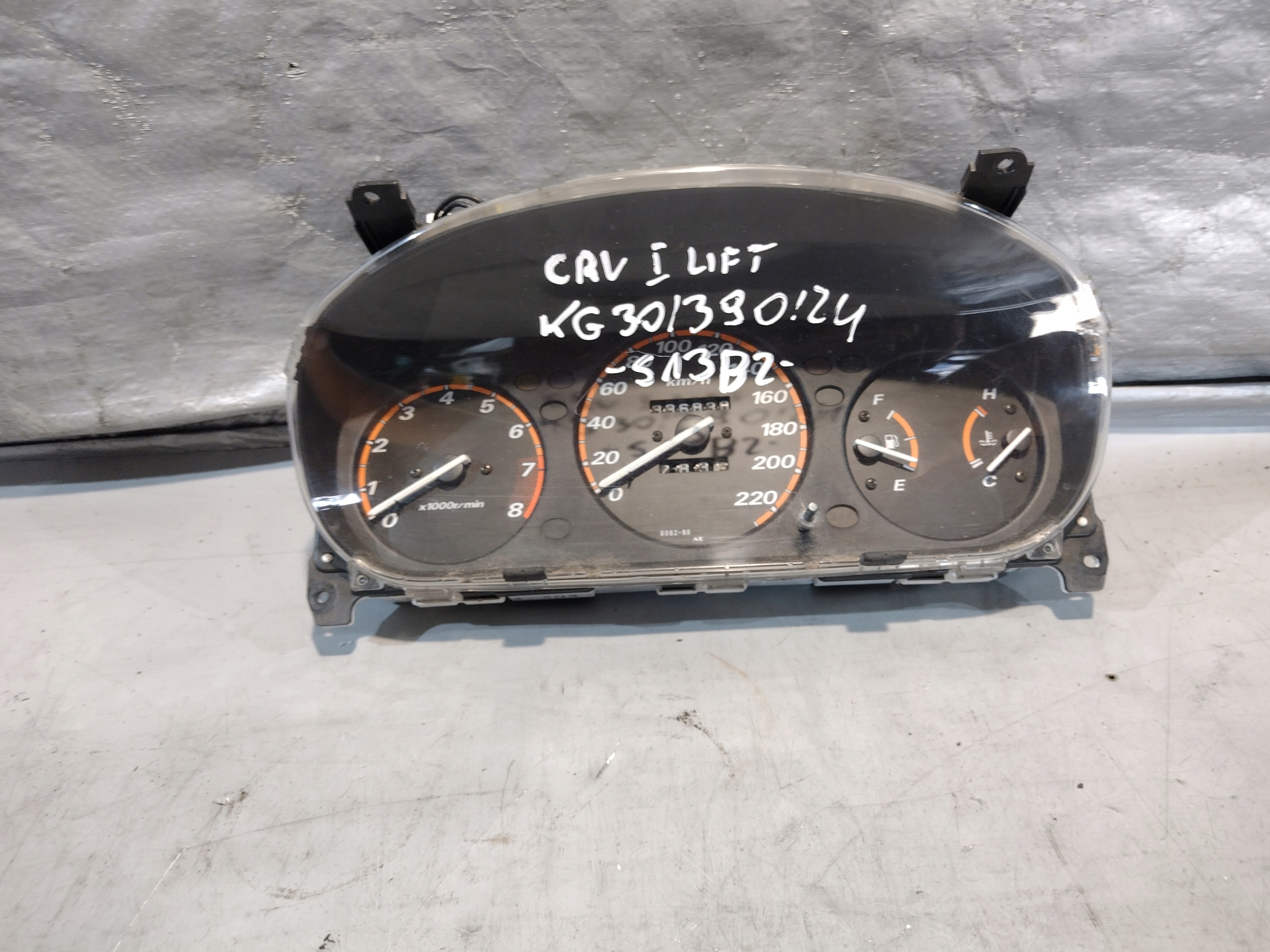 dials dials Honda CRV and 1 lift 2,0B HR0224408