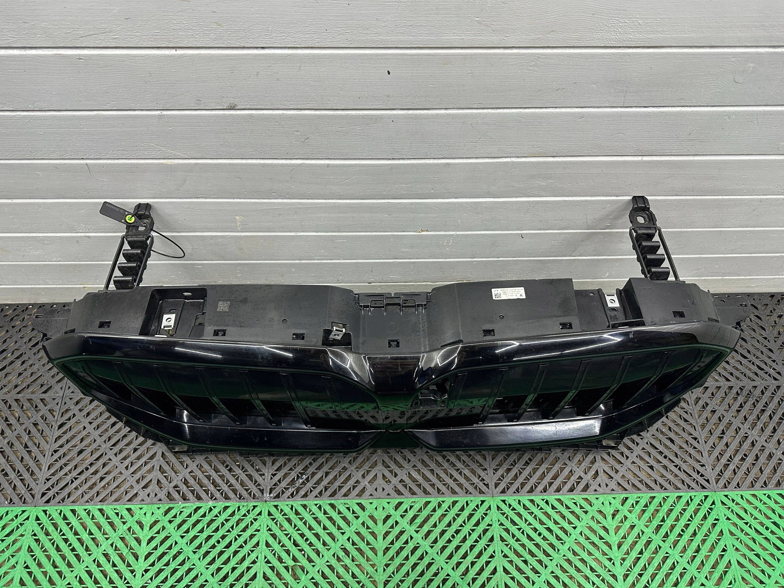 couverture radiateur avant BMW 5 G60 G61 5A09B52