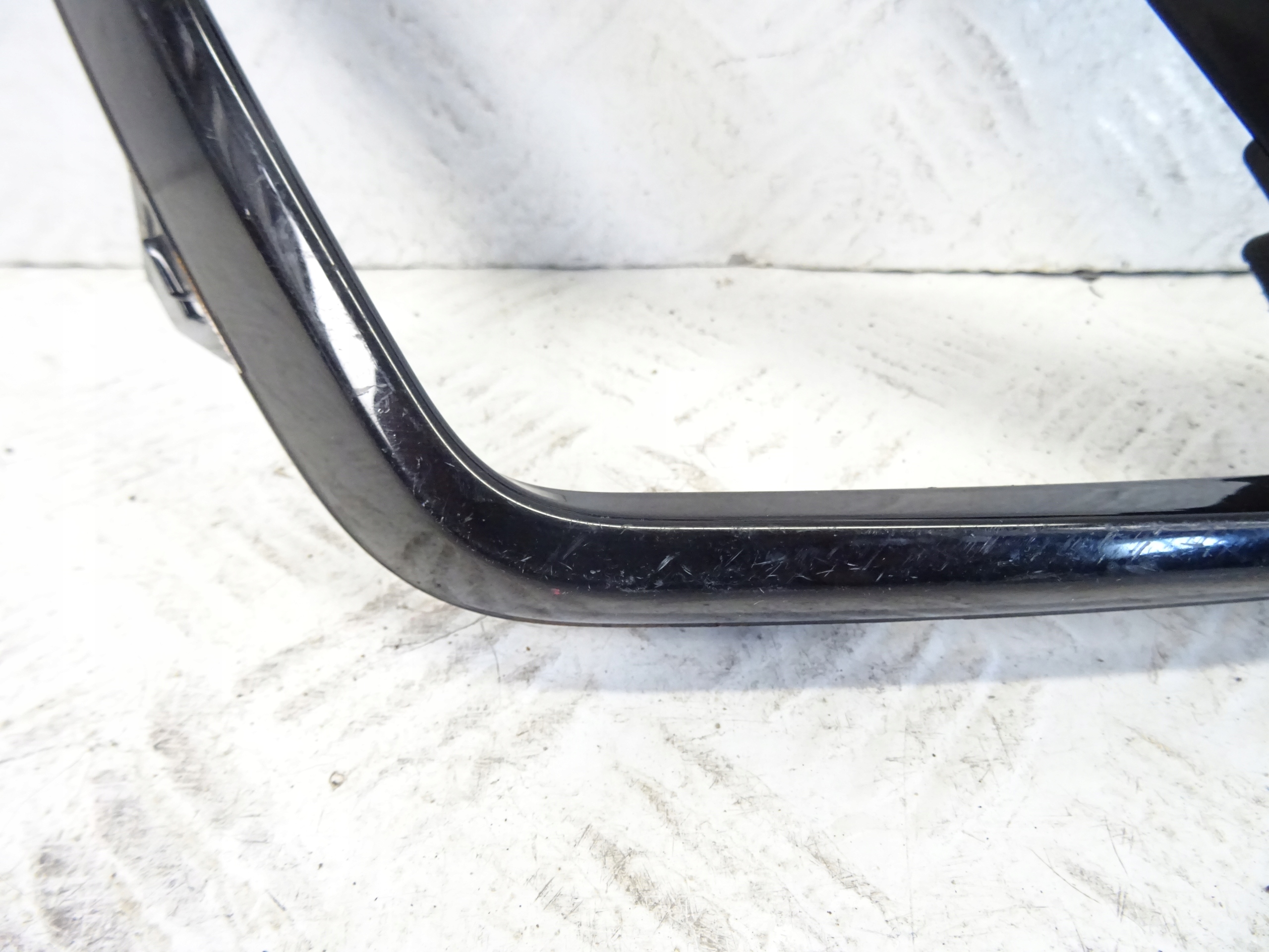 grid of a bumper front front left SEAT IBIZA V 6F 6F0853665C