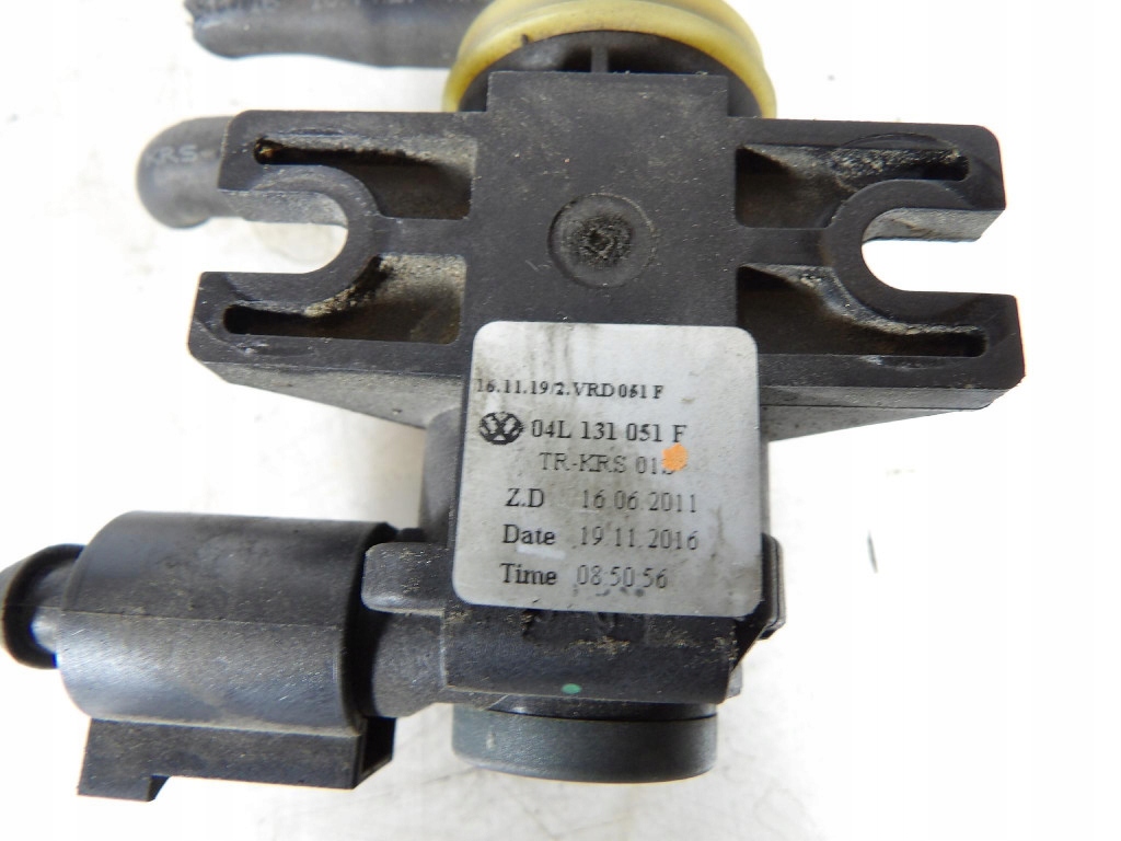Vanne à vide SEAT LEON III 04L131051F