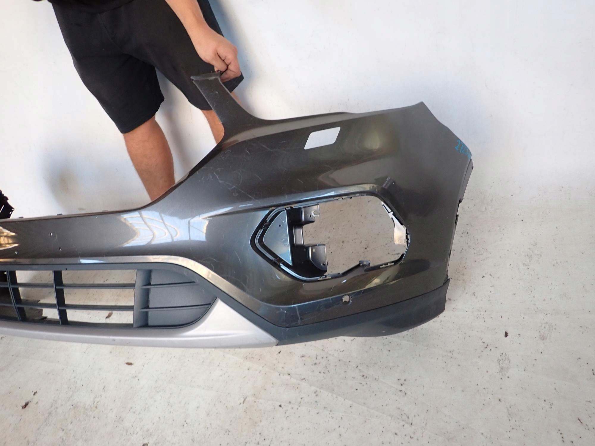 FORD KUGA II 2 MK2 LIFT 16-19 bumper front front washer PDC