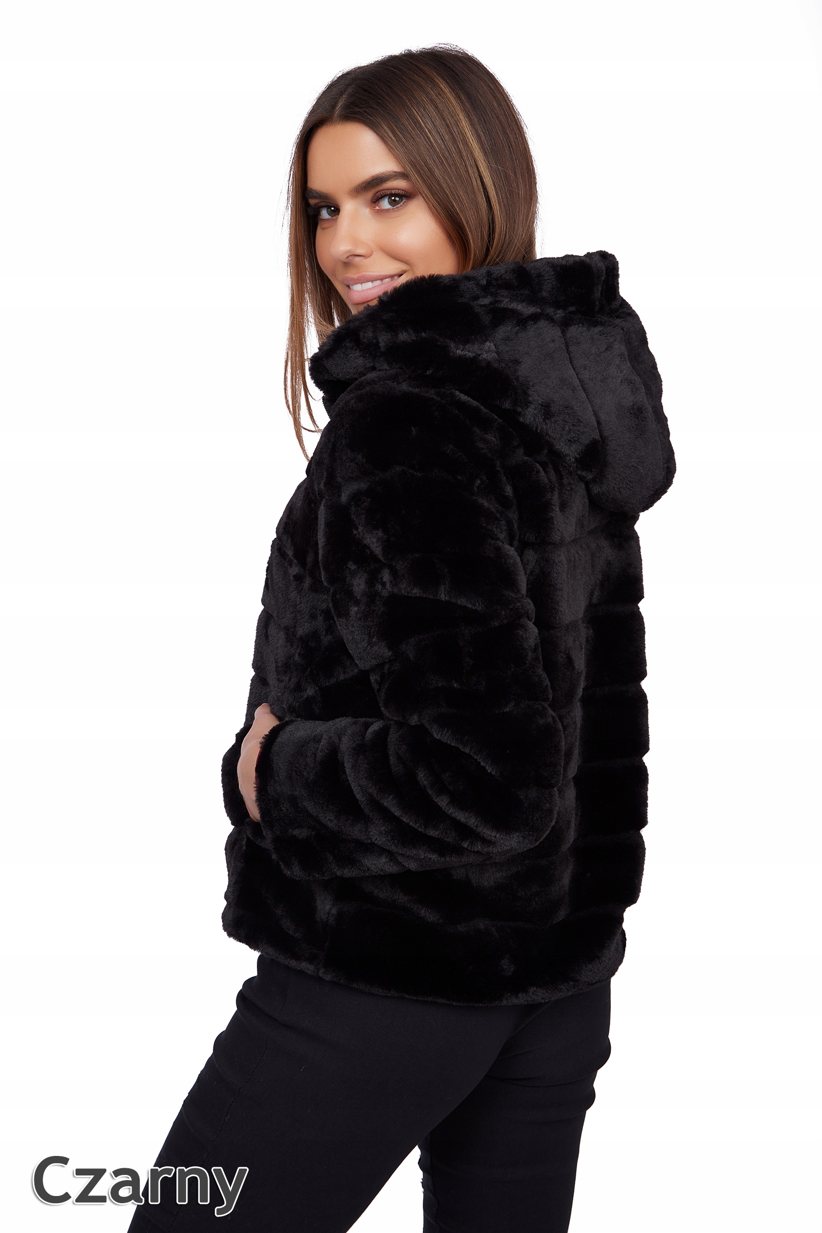 827__M/38_FUTERKO KURTKA FUTRZANA KRÓTKIE MILUTKIE Rodzaj pikowana