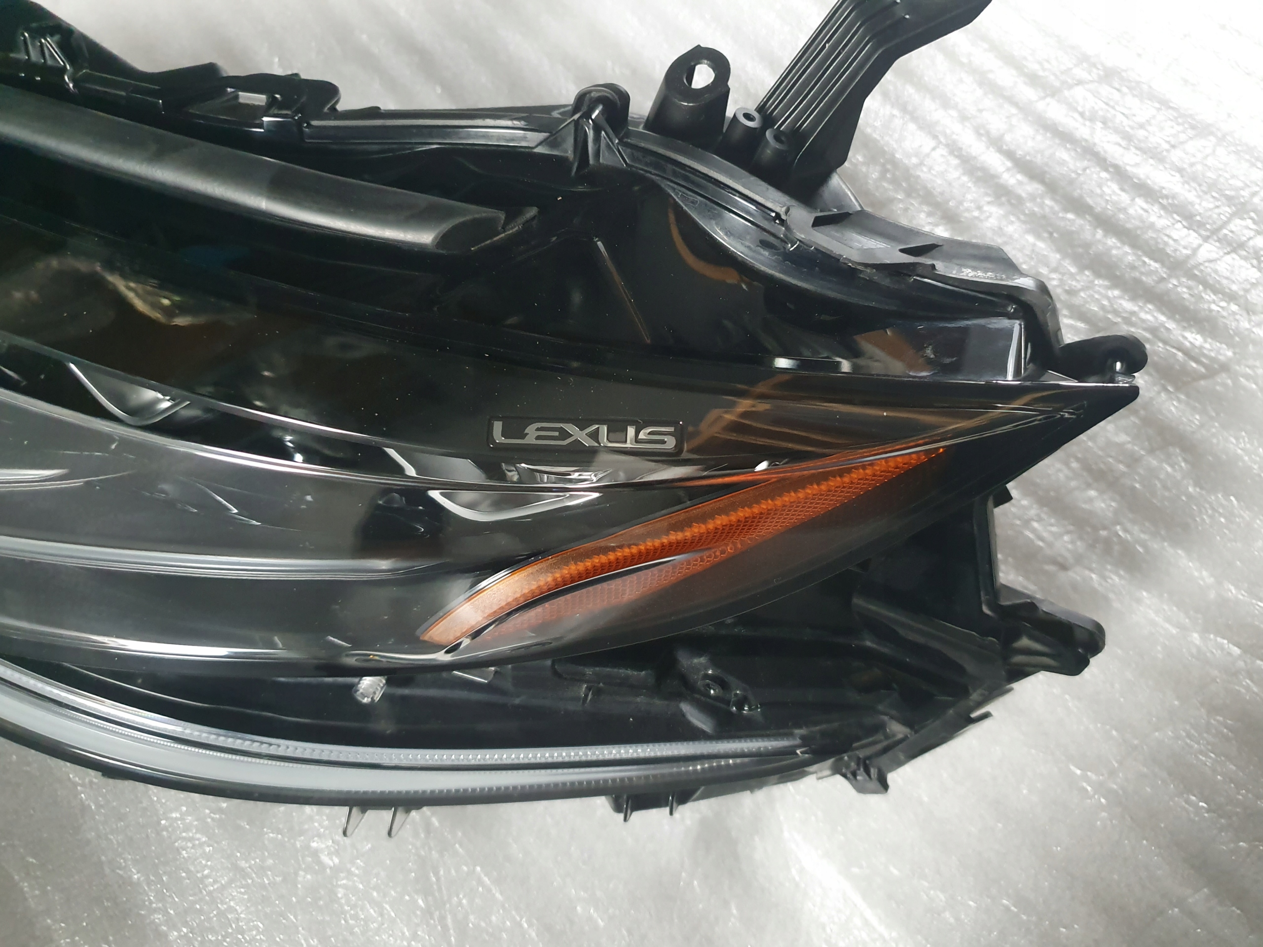 LEXUS LS500 FULL LED Regulacja wysokości elektryczna