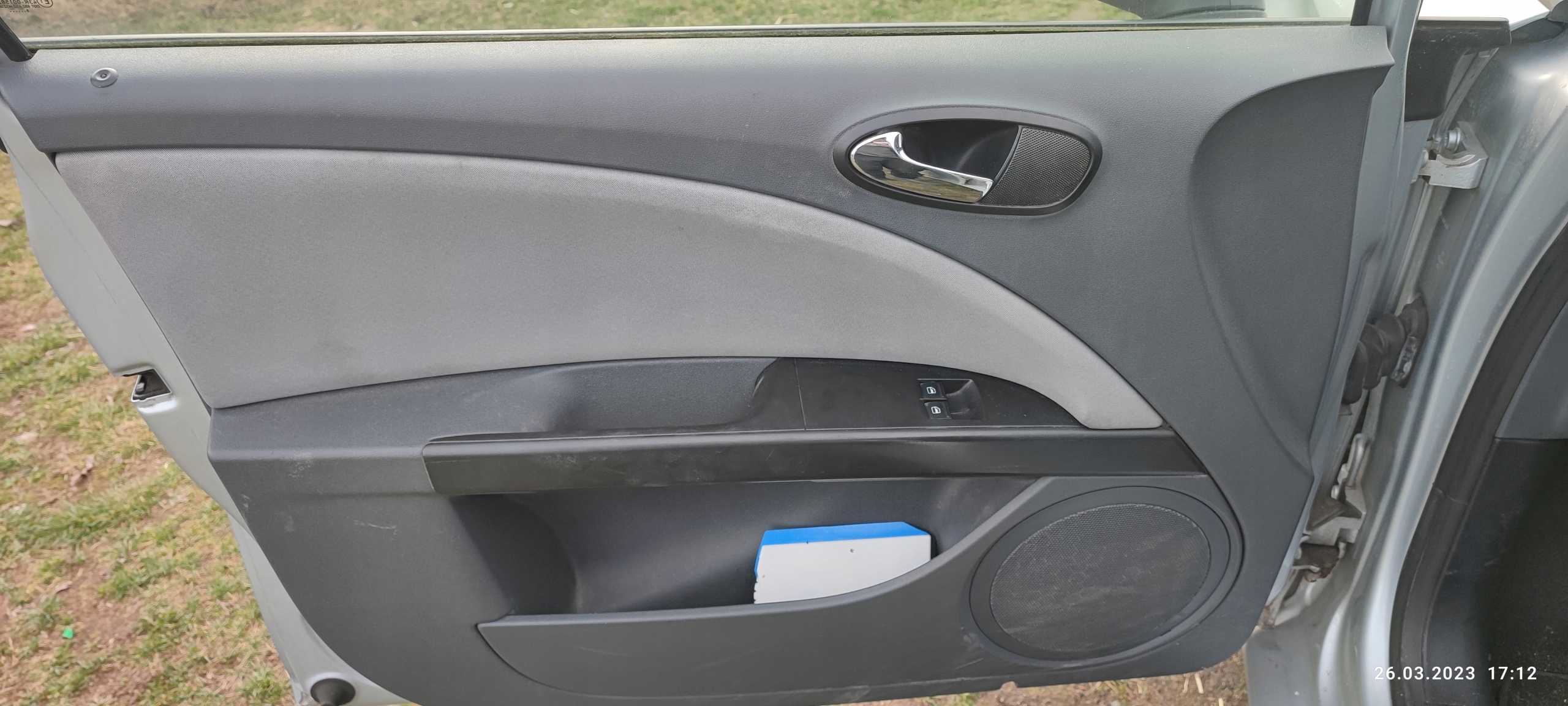 SEAT LEON II 1P BOCZEK TAPICERKA DRZWI LEWA PRZÓD