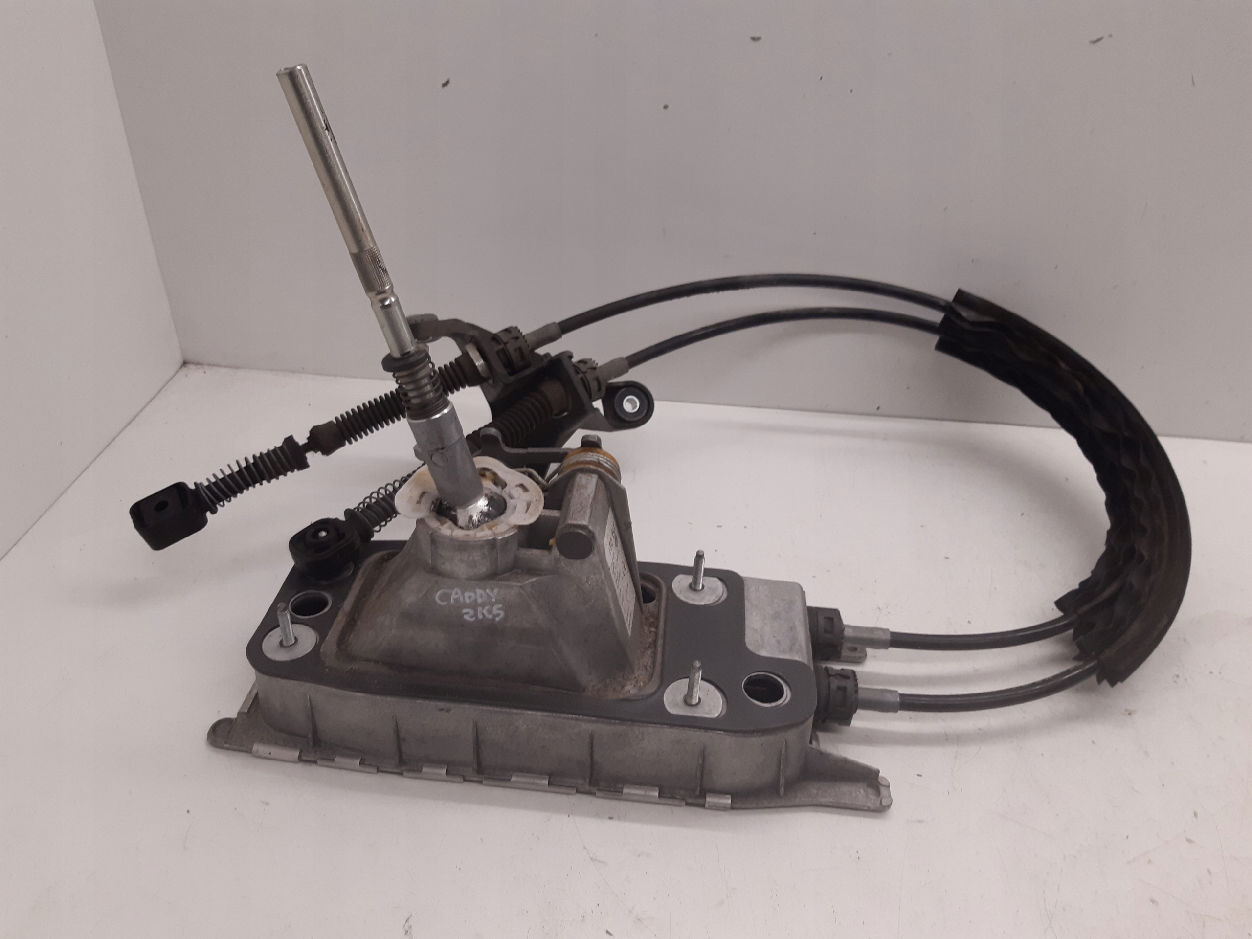 Mecanisme levier vitesse Câble 1T0711049BJ VW Caddy IV 2K5 1,2 TSI