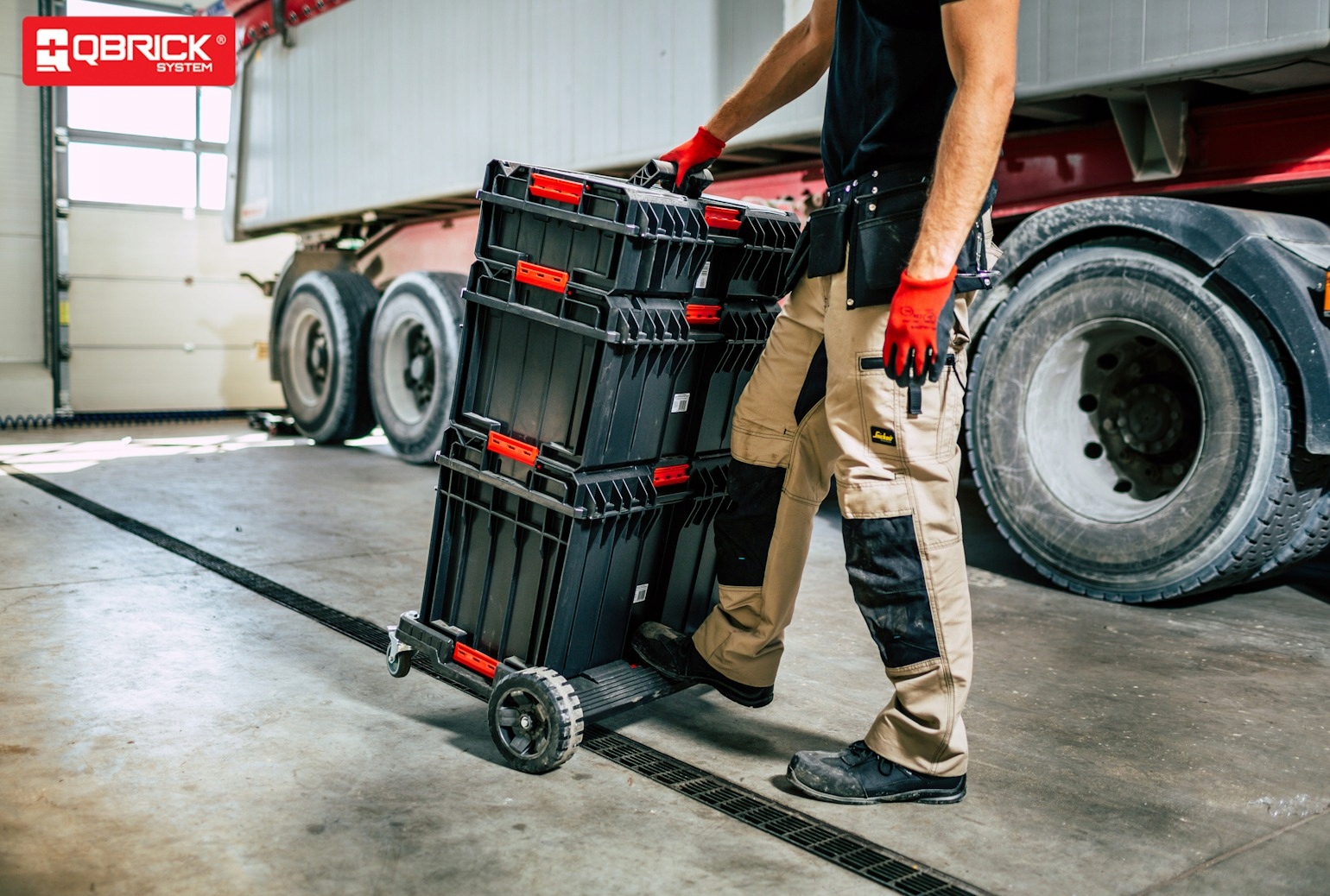 Platforma mobilna Qbrick System ONE Modułowa Transportowa Hamulec Waga produktu z opakowaniem jednostkowym 4 kg