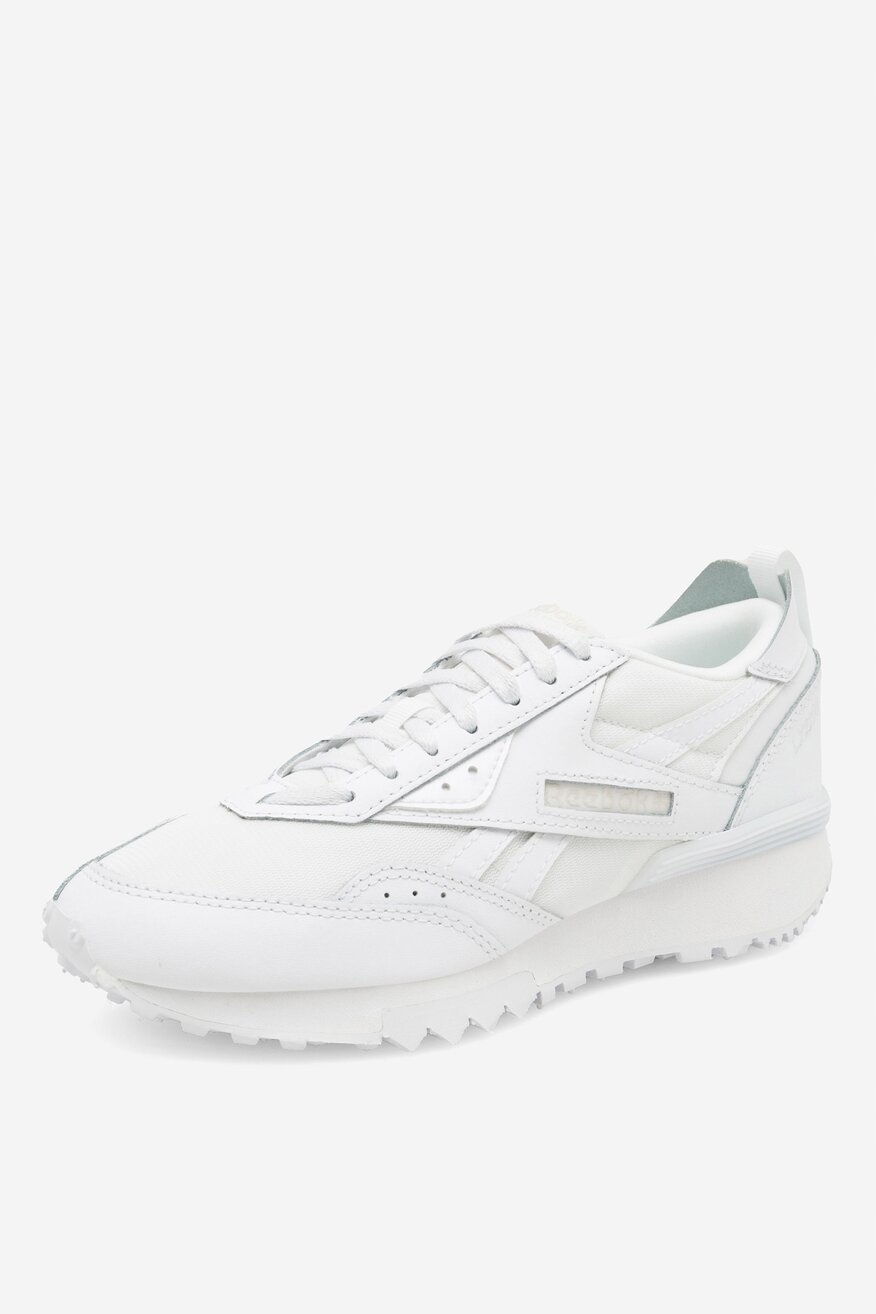 Bílé tenisky Reebok LX2200 38,5