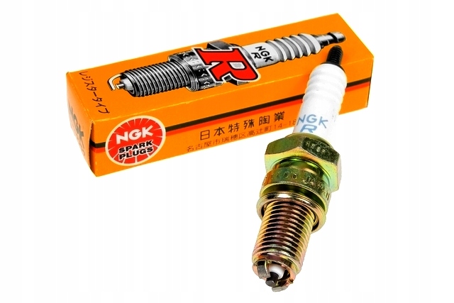 Świeca NGK JR9C SUZUKI GSX 750 F nietypowe