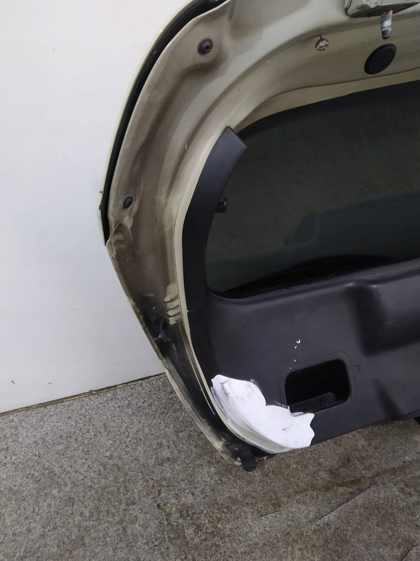 boot door 49 5D Ford Fiesta Mk7 (2008-2016)