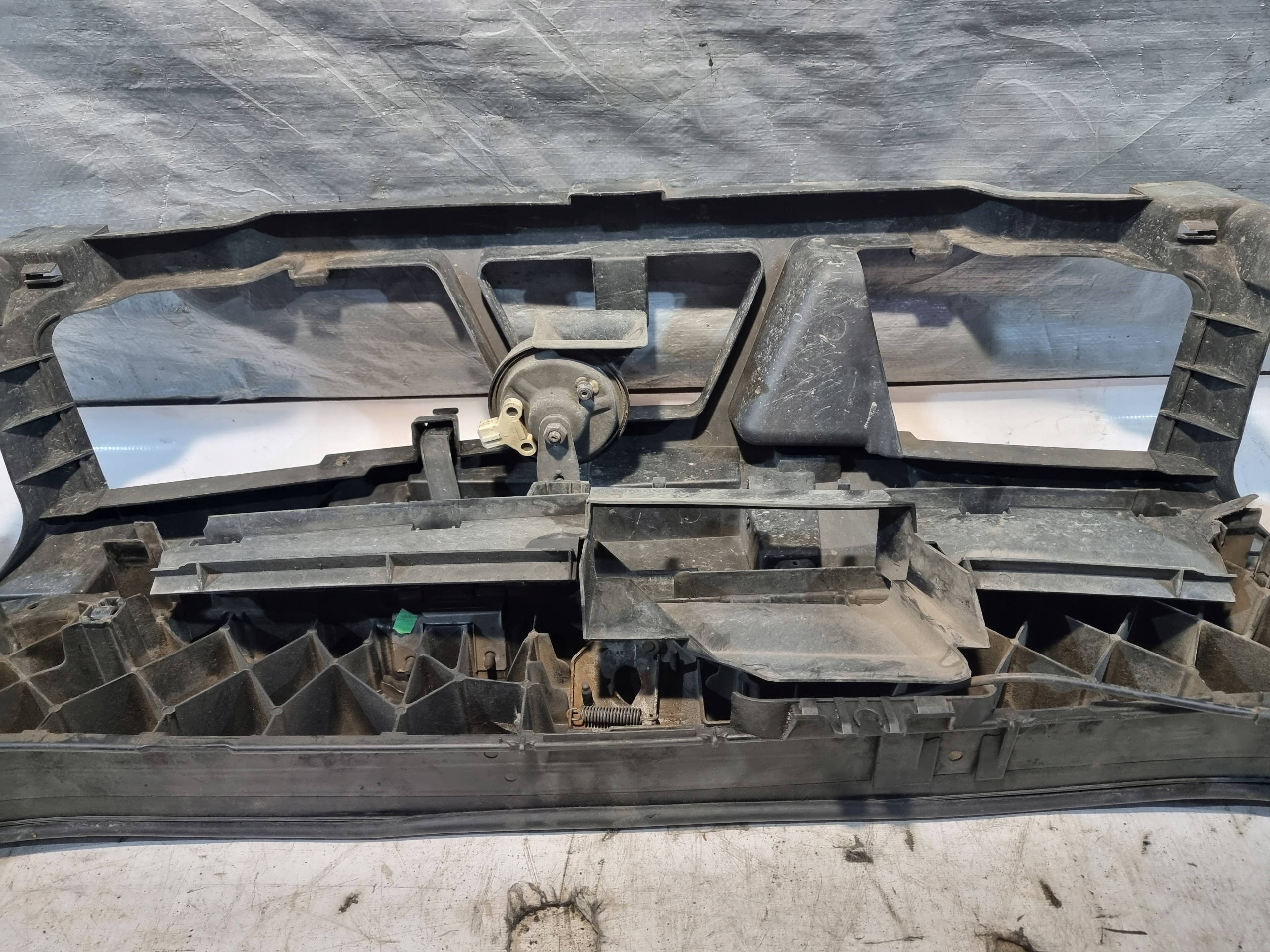 support panel for radiators OE 8200140174 RENAULT SCENIC II 1.9 DCI 05r
