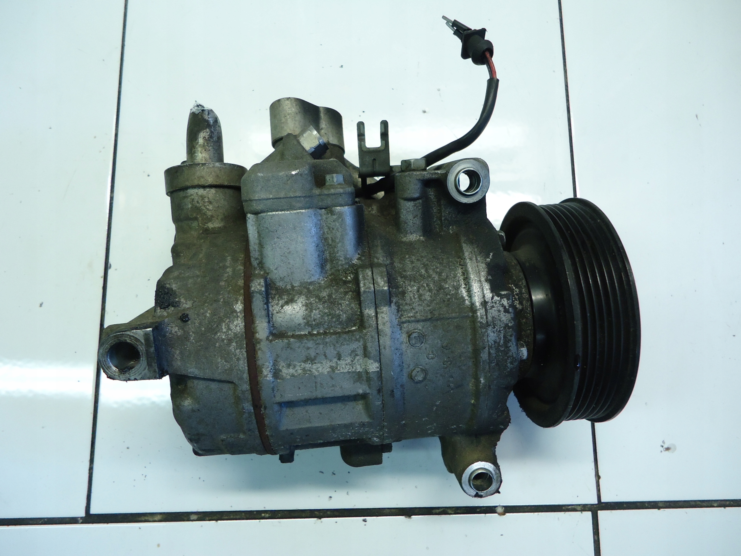AUDI A4 B8 2.7TDI Klimakompressor klimaanlage 8K0260805J