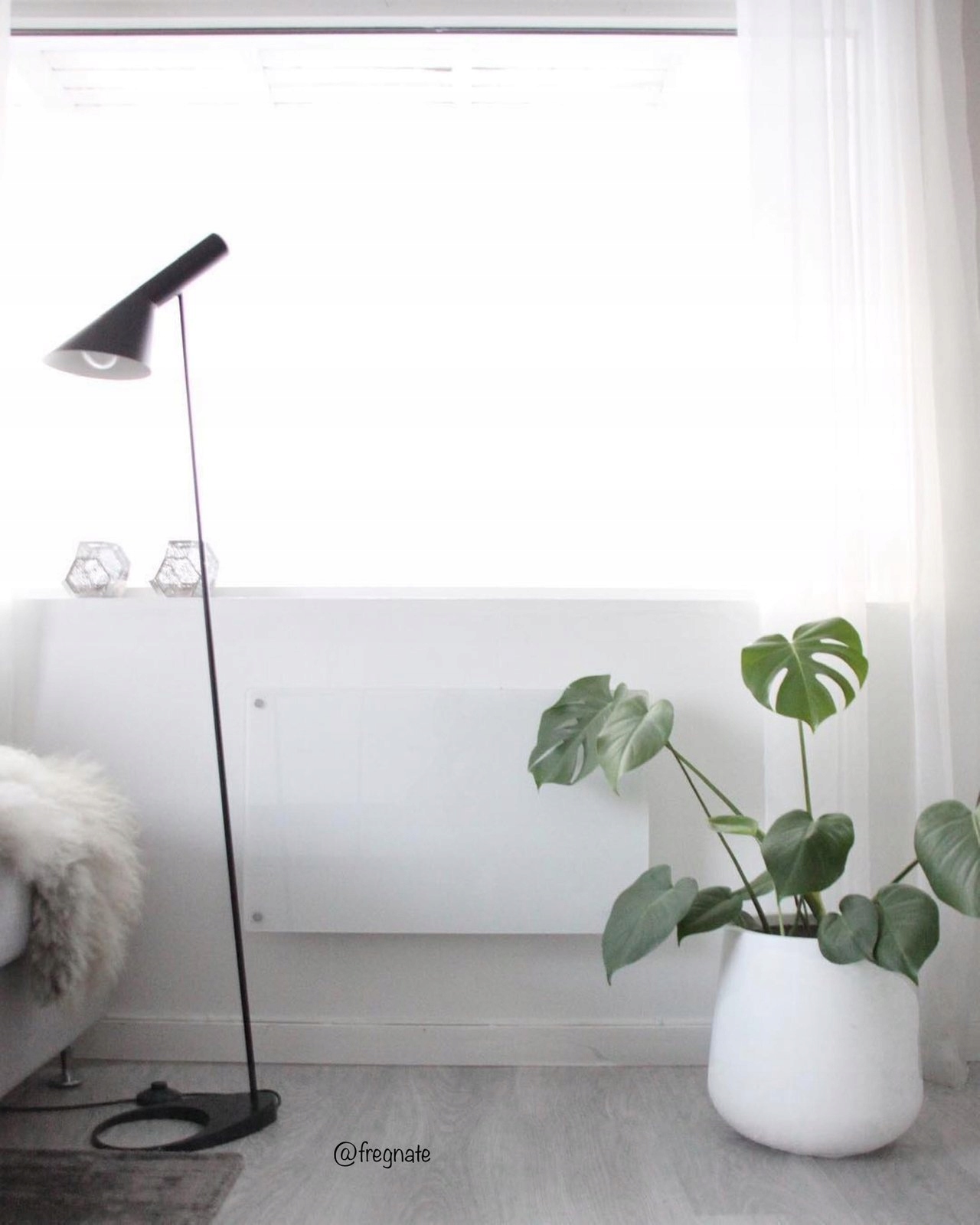 Mill Glass panel grzewczy szklany 600 W biały MB600DN Kolor biały