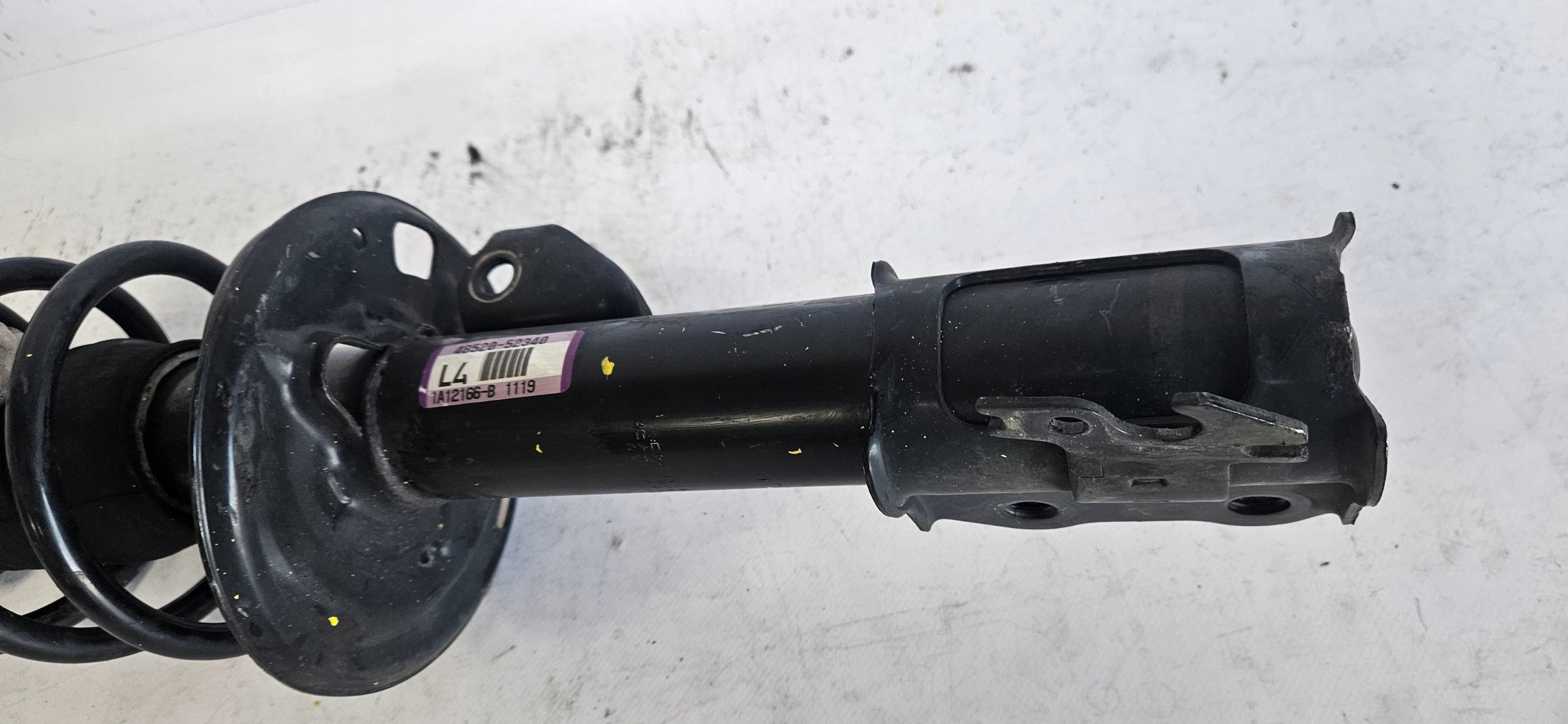 shock absorber left front TOYOTA URBAN CRUISER