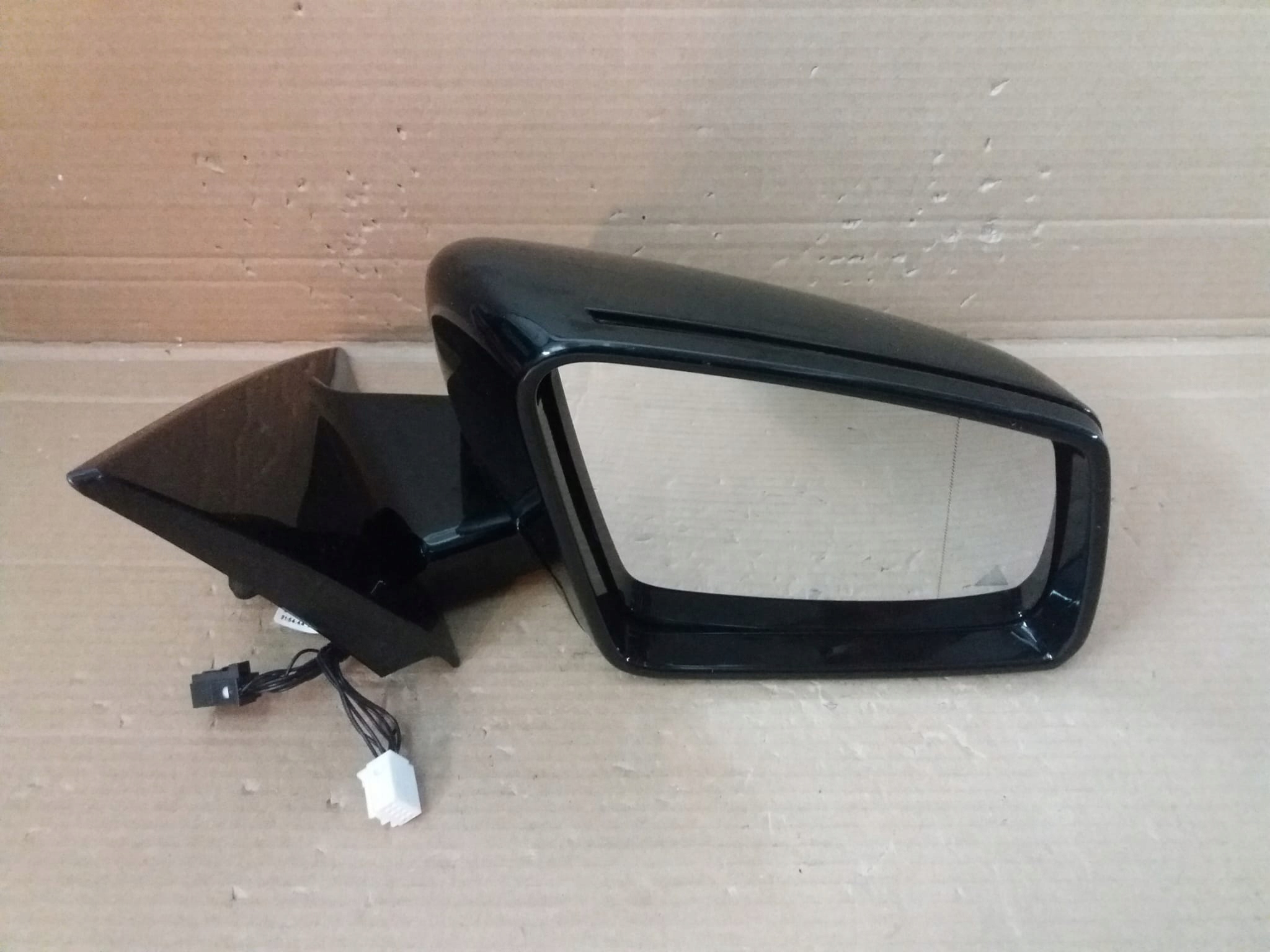 MERCEDES W207 LIFT PRAWE SKŁADANE ASYSTENT 18 PIN Strona zabudowy prawa
