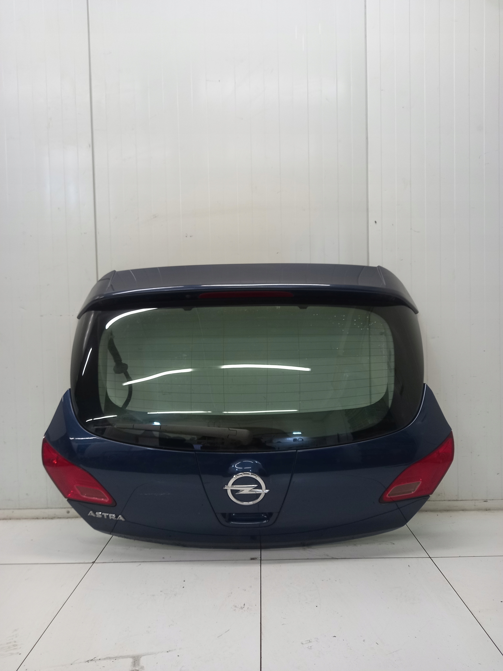 boot doors rear part OPEL ASTRA J 2010