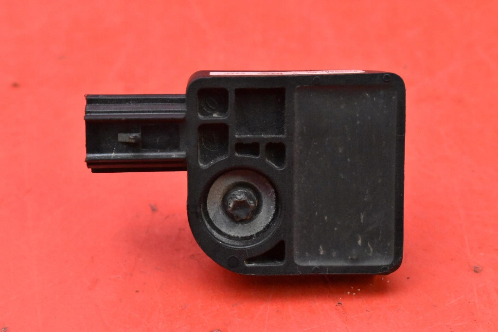 impact sensor 1005274-00-B TESLA MODEL S 16-21