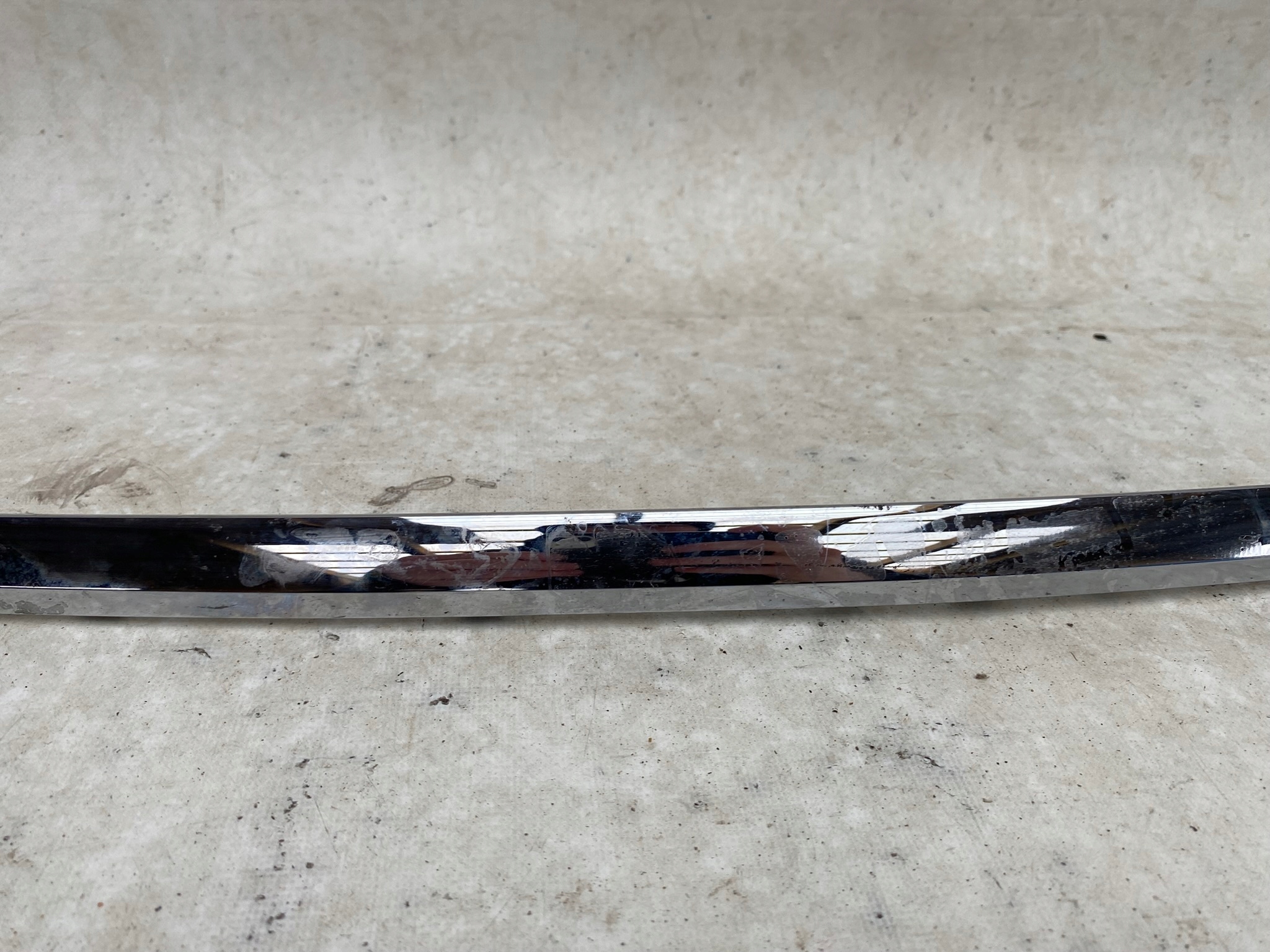 BMW 5 G31 KOMBI moulding bumper rear part CHROM