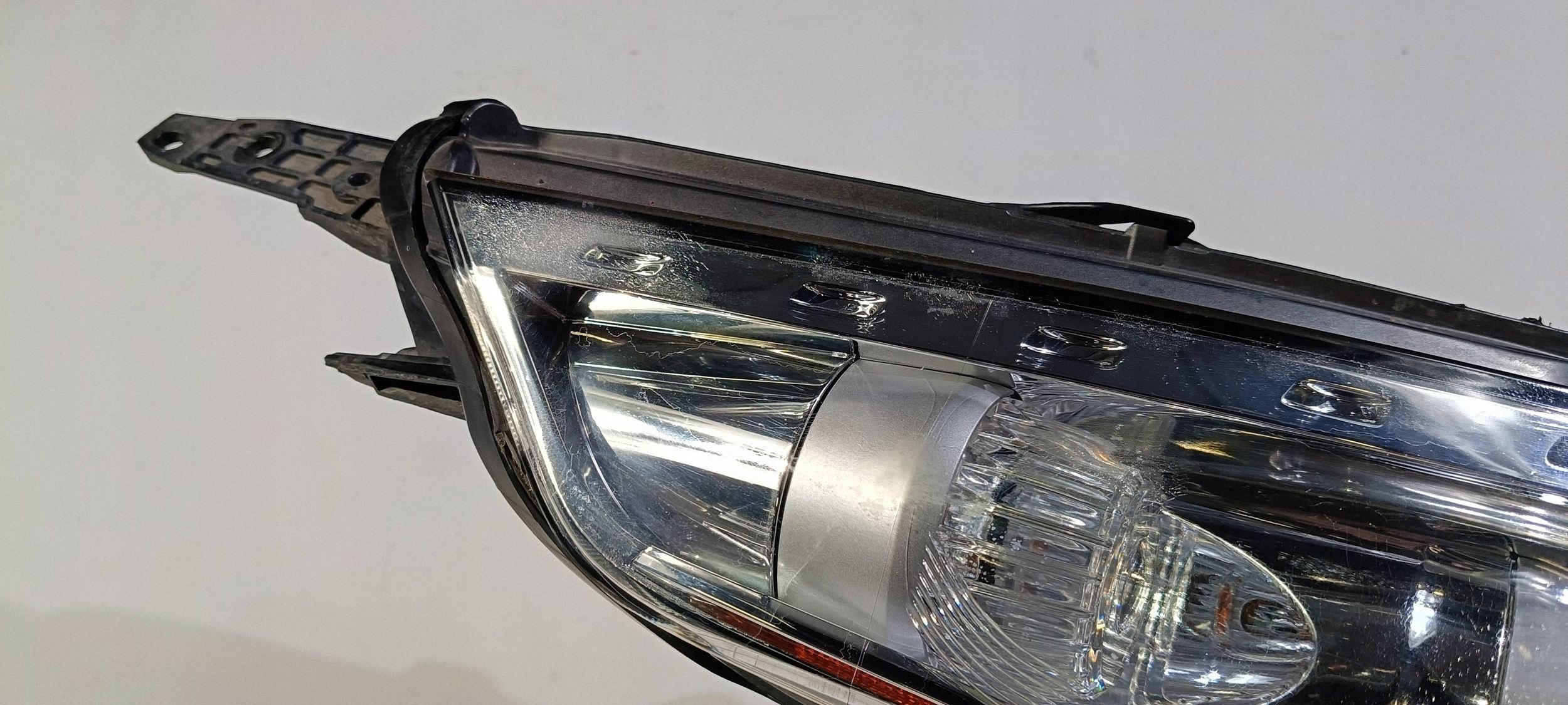 light front front right complete xenon Nissan 370z 2009