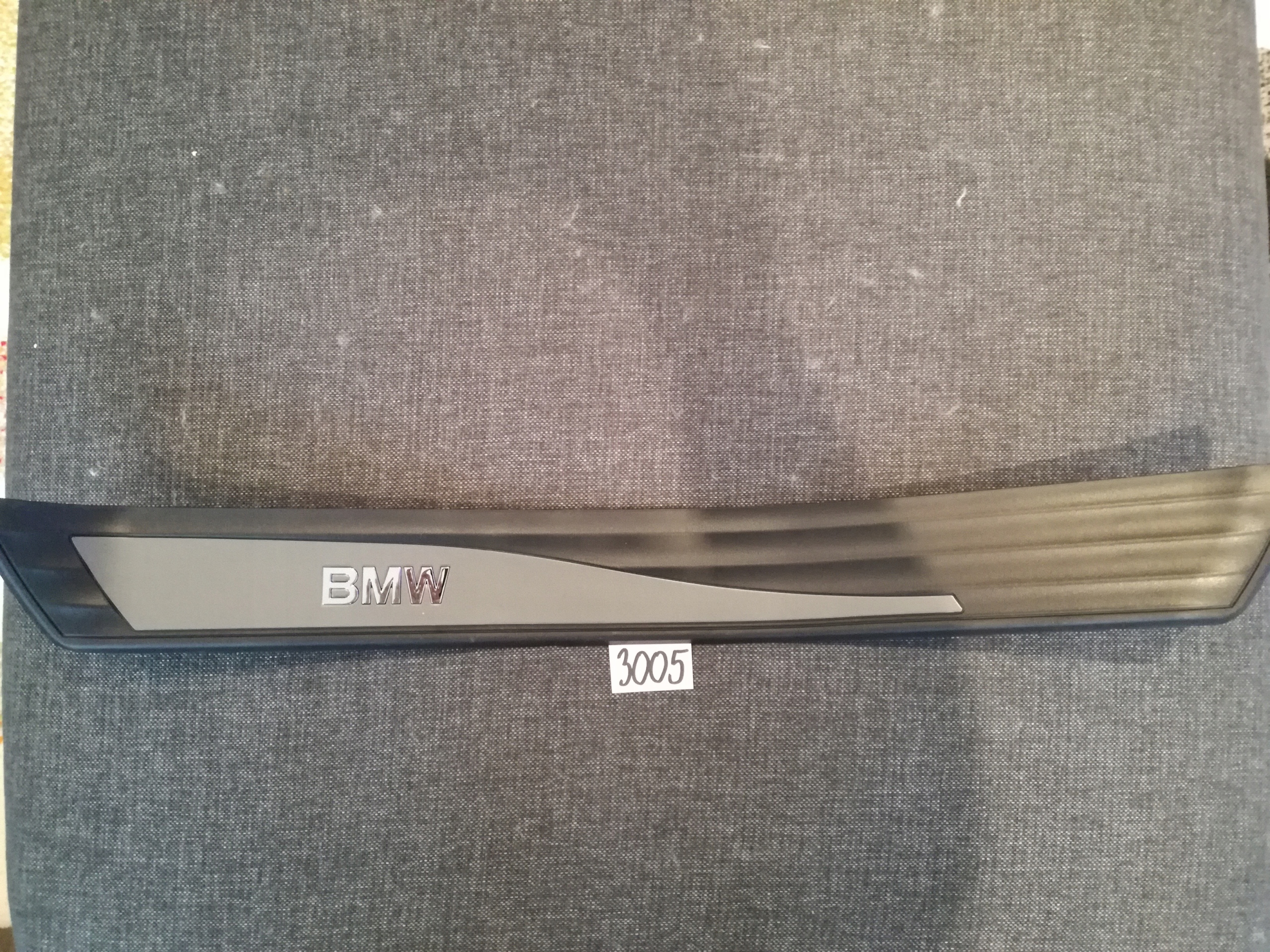 3005 OSŁONA PROGU BMW E60 E61 51477034305