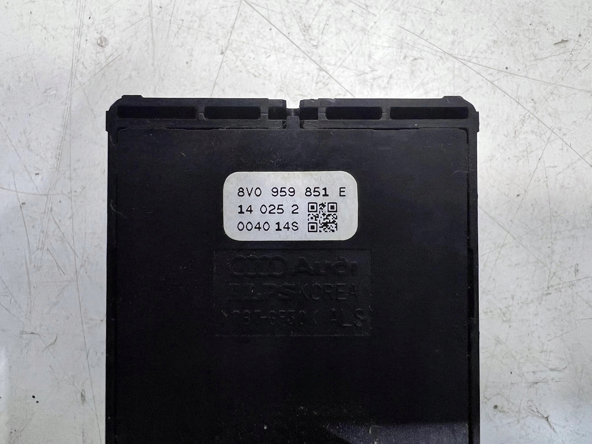switch switch of the window AUDI A3 8V 8V0959851E KOMPLET 1/25