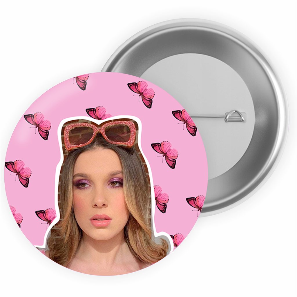 

Przypinka button pin Millie Bobby Brown Pink S