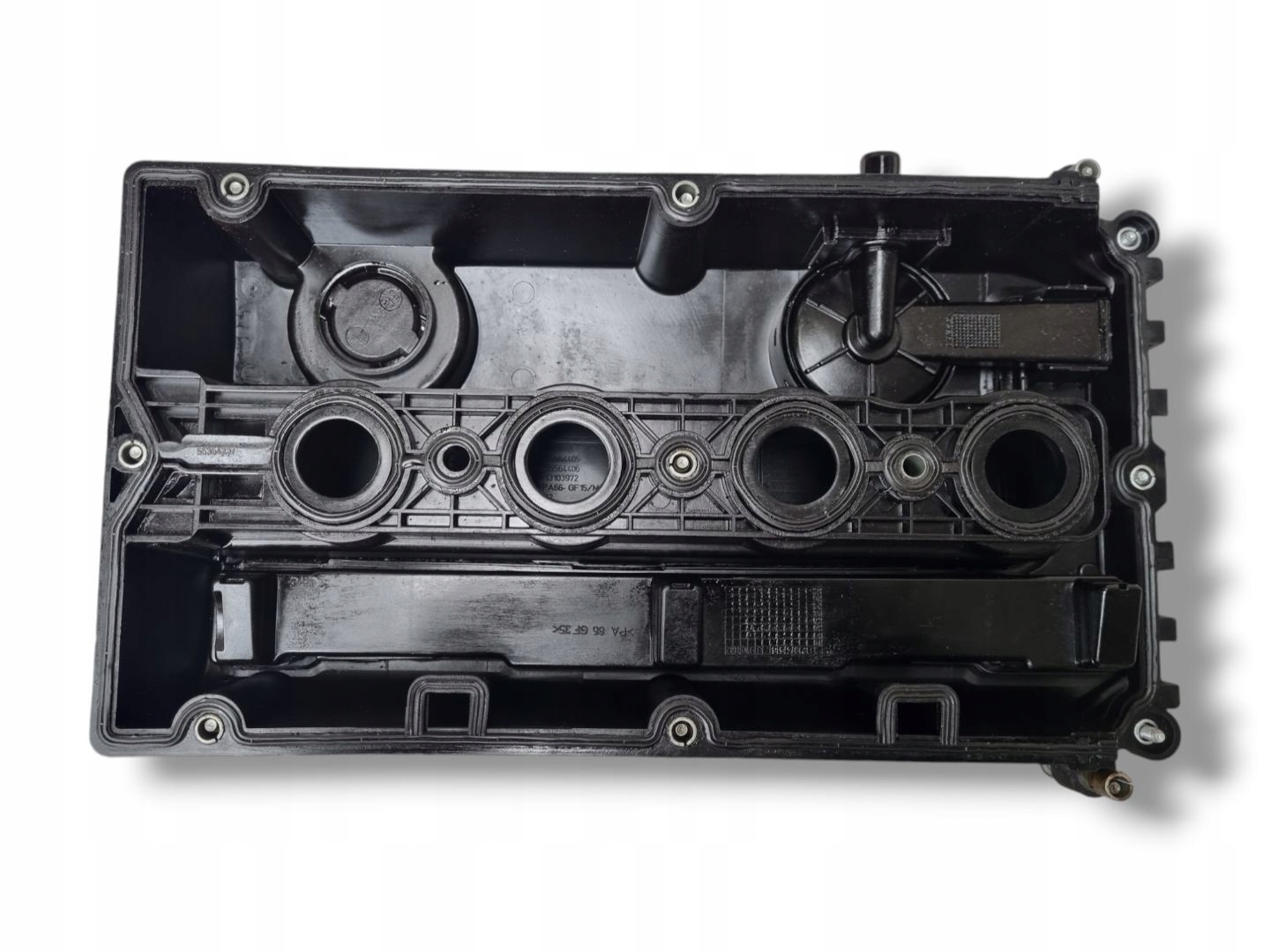Abdeckung der Ventile Opel Astra J 2010 55564395