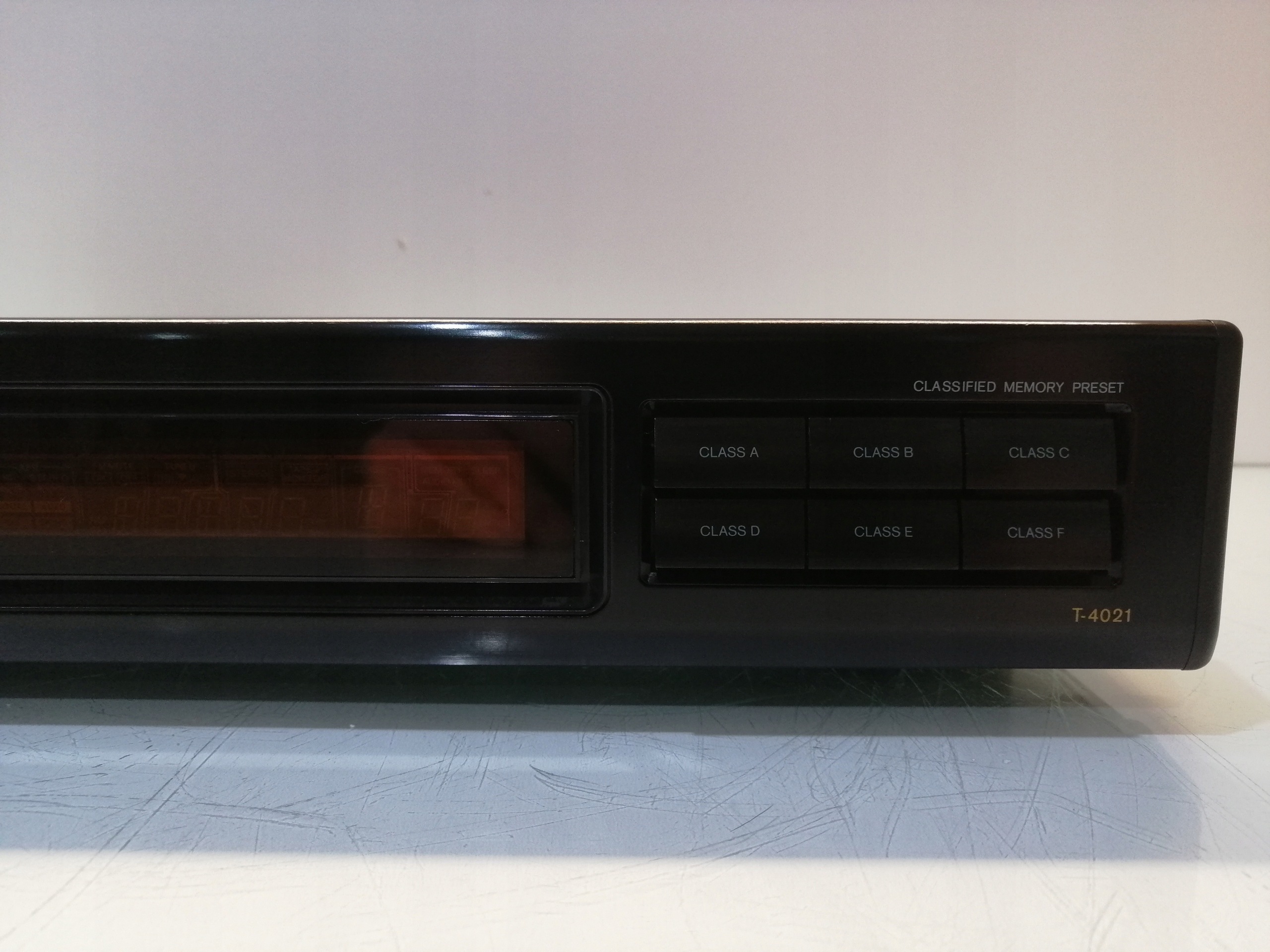 TUNER ONKYO T-4021 Model T-4021