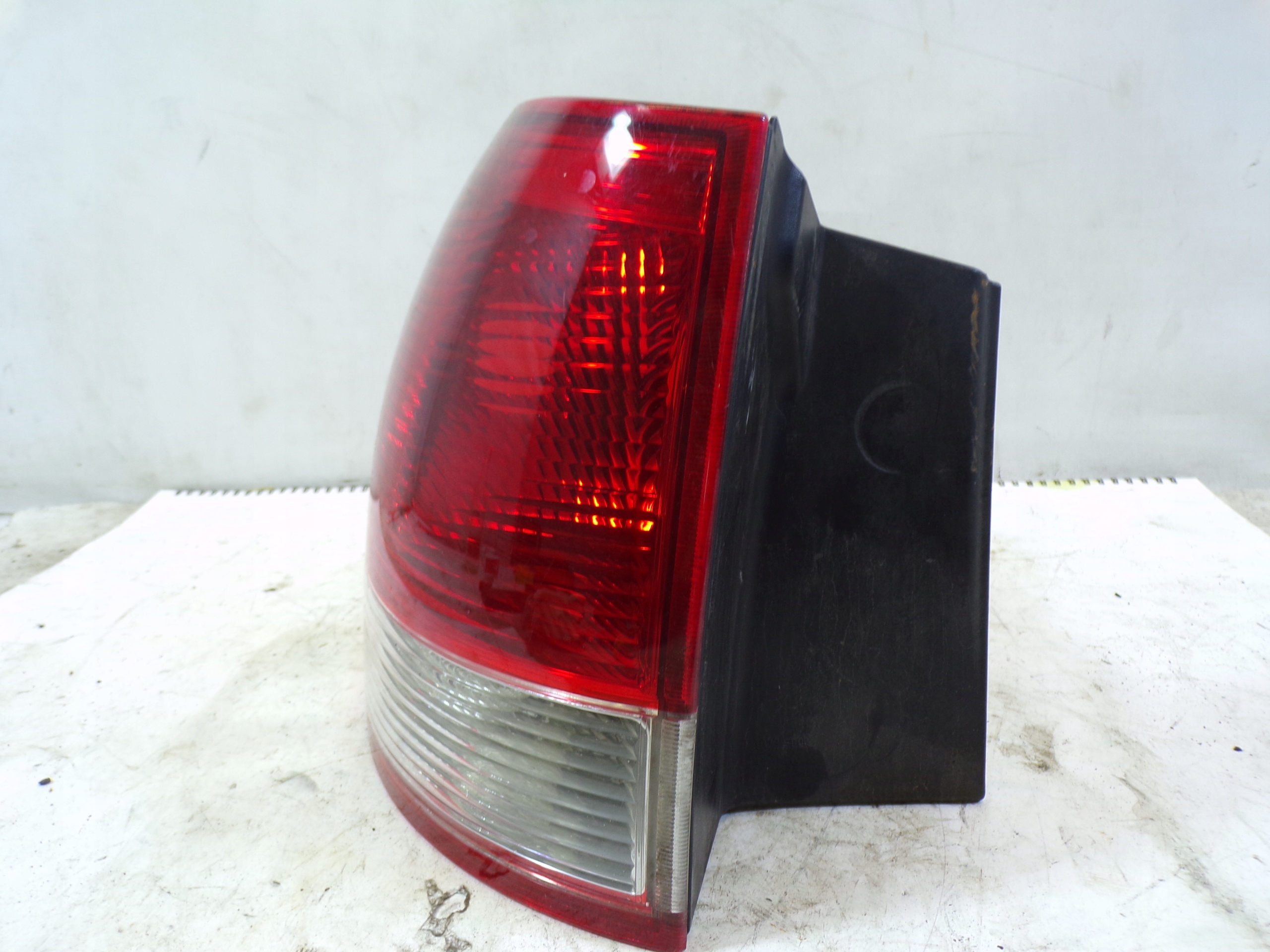 light rear rear part left OPEL VECTRA C KOMBI (7)