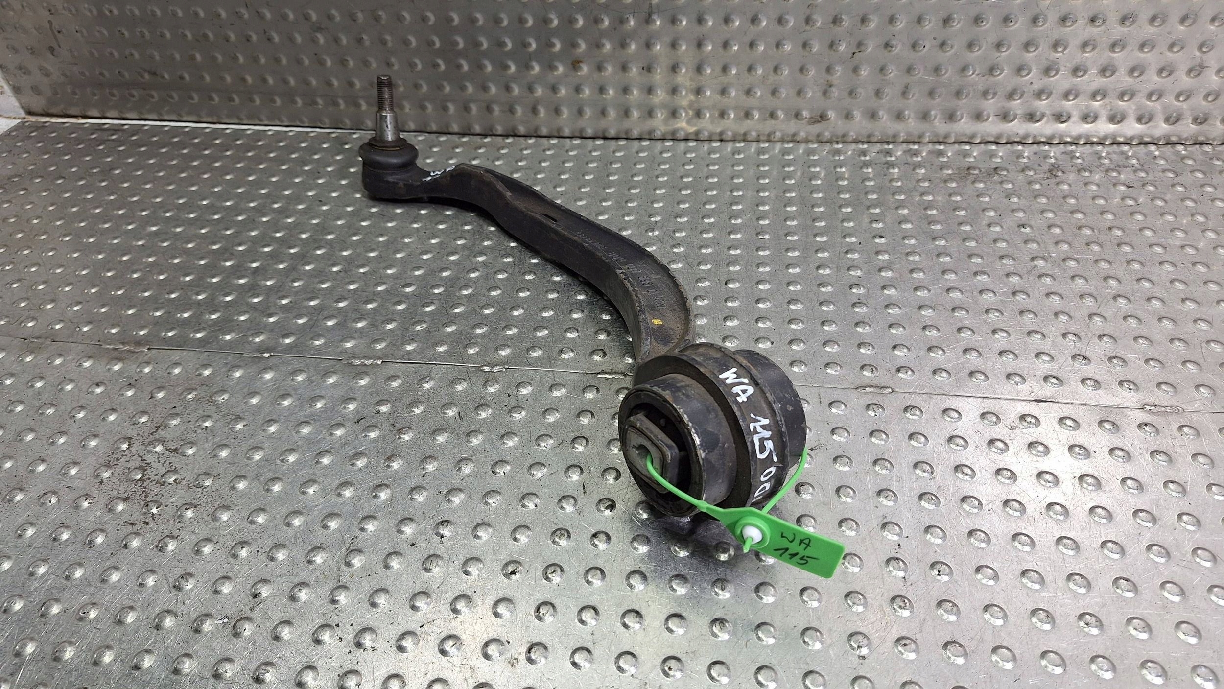 arm left front 8D0407695C AUDI A4 B5