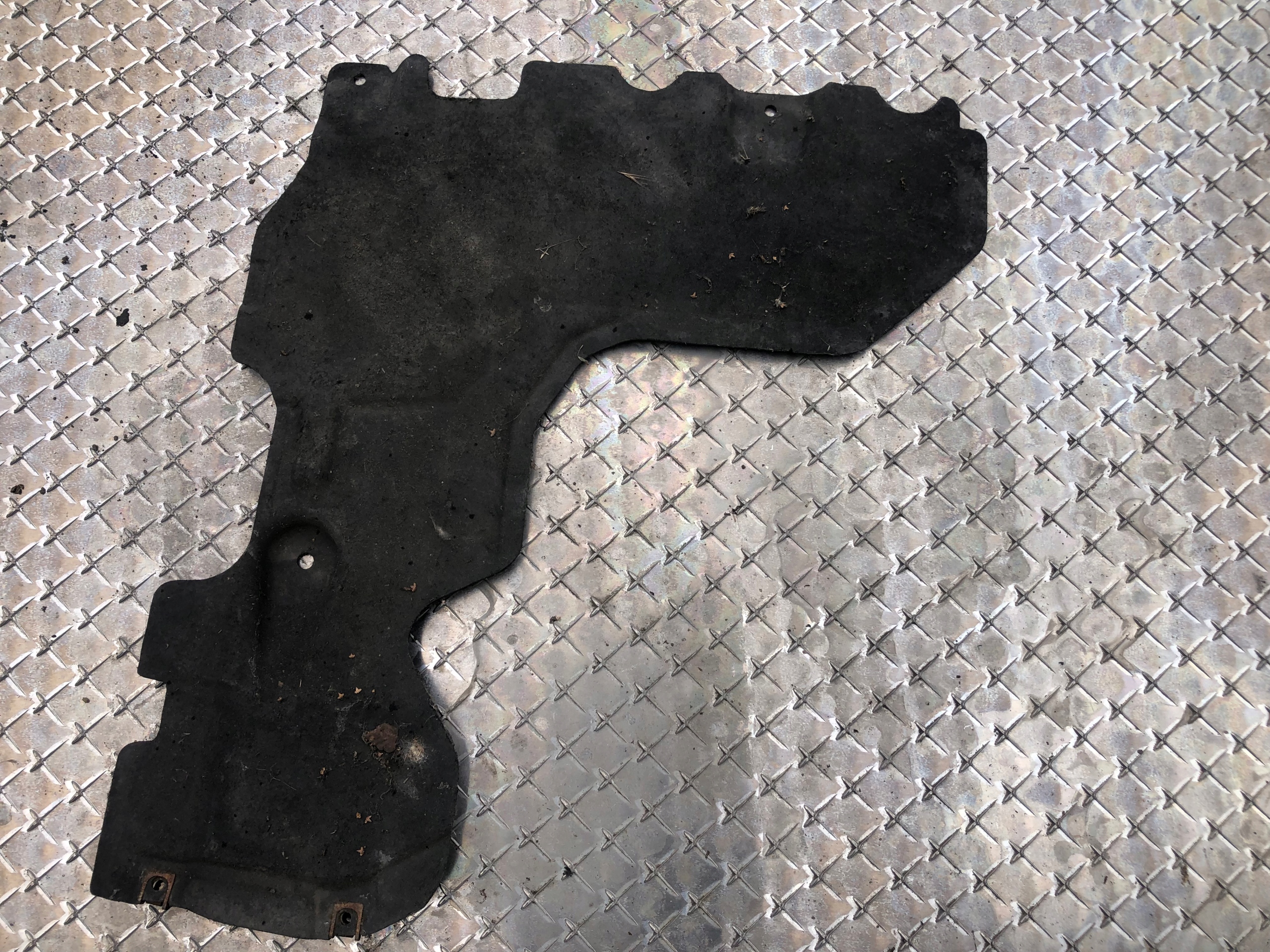 cover chassis right AUDI A8 D4 4H4825214C