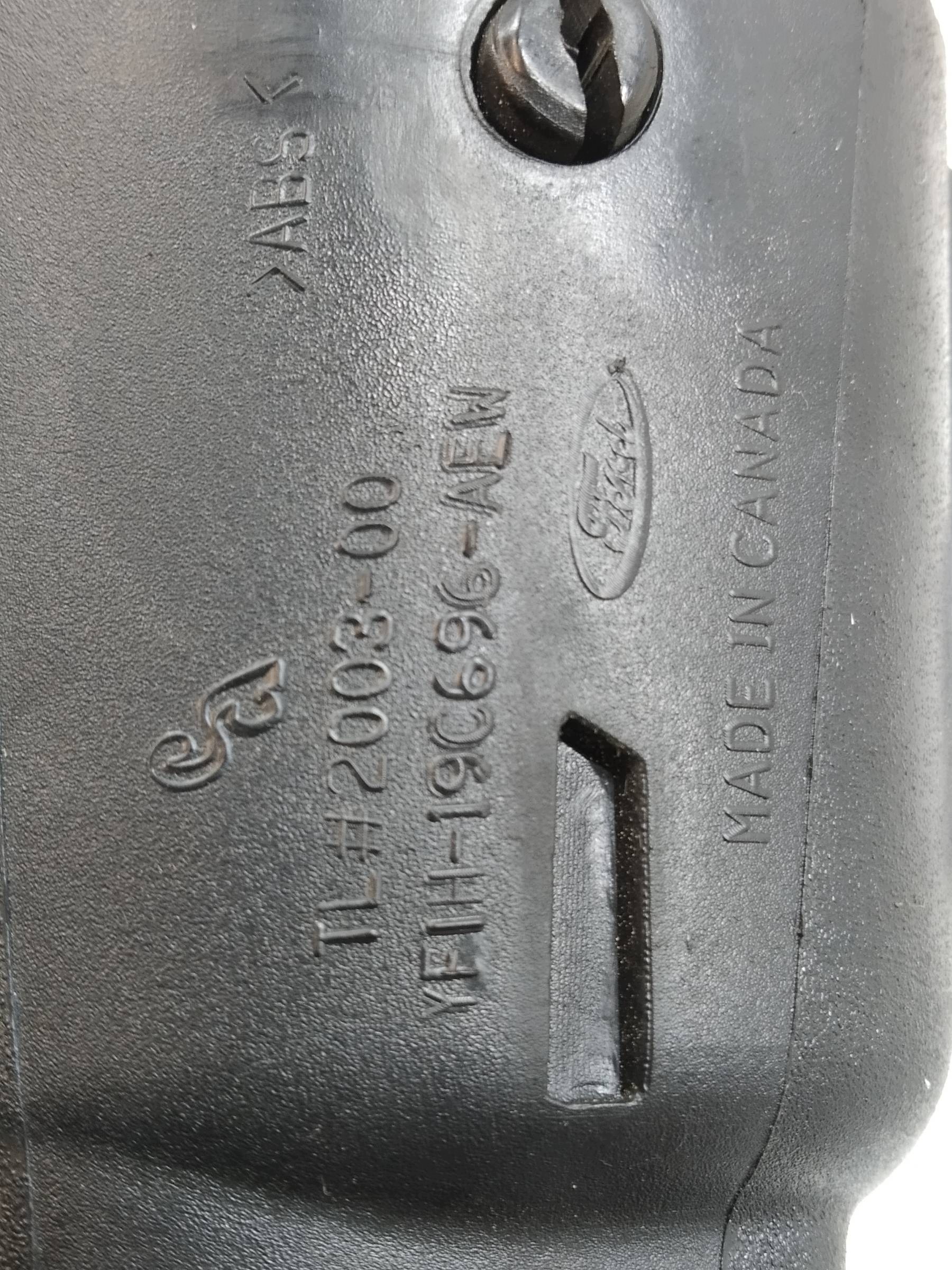 KRATKI des lüfters mitte Seitlich KPL YF1H19893AEW Ford Taurus IV (2000-2007)