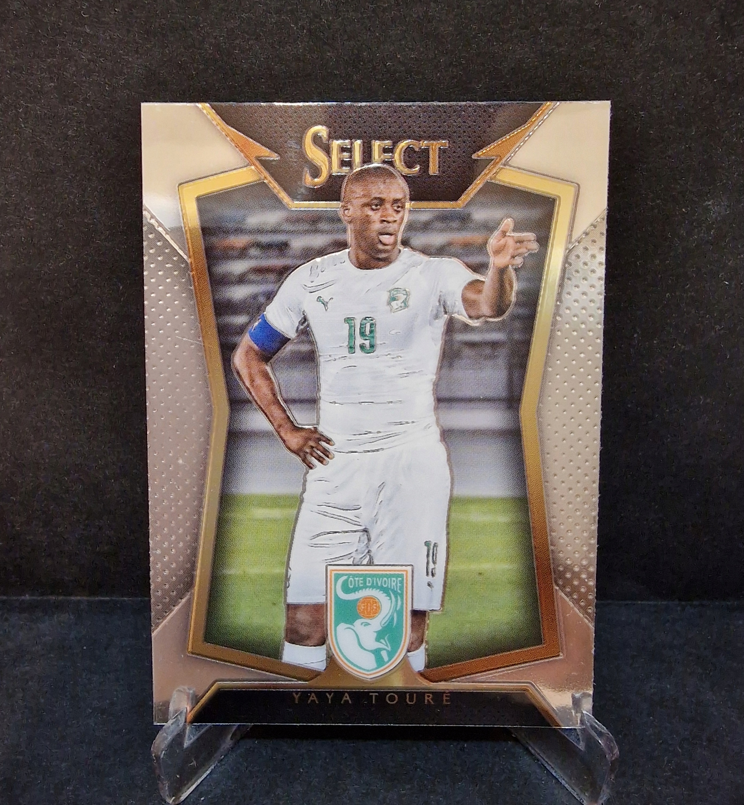 2015-16 Panini Select Soccer Yaya Toure /FI11