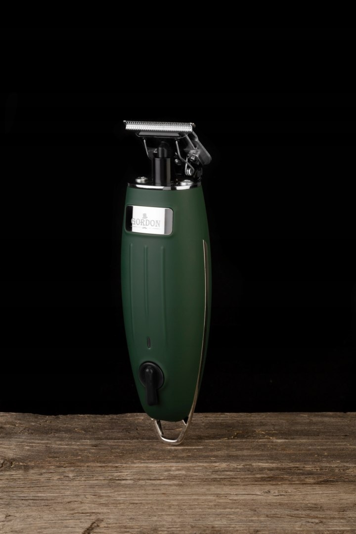 MASZYNKA UŁATWIAJĄCA DOKŁADNE STRZYŻENIE Zastosowanie do stylizacji brody