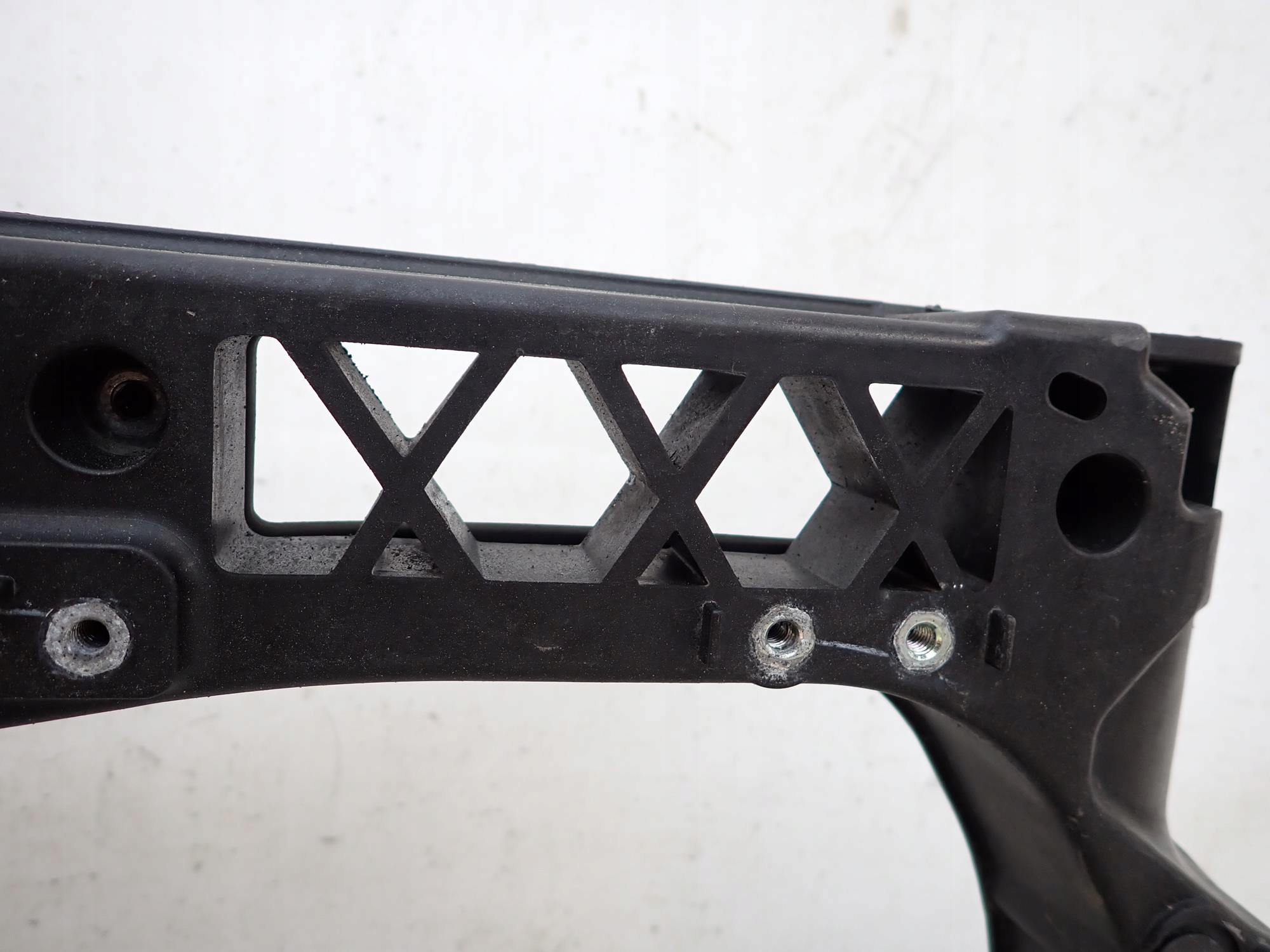 HYUNDAI I20 and 1 LIFT 12-15 support panel for radiators pillar