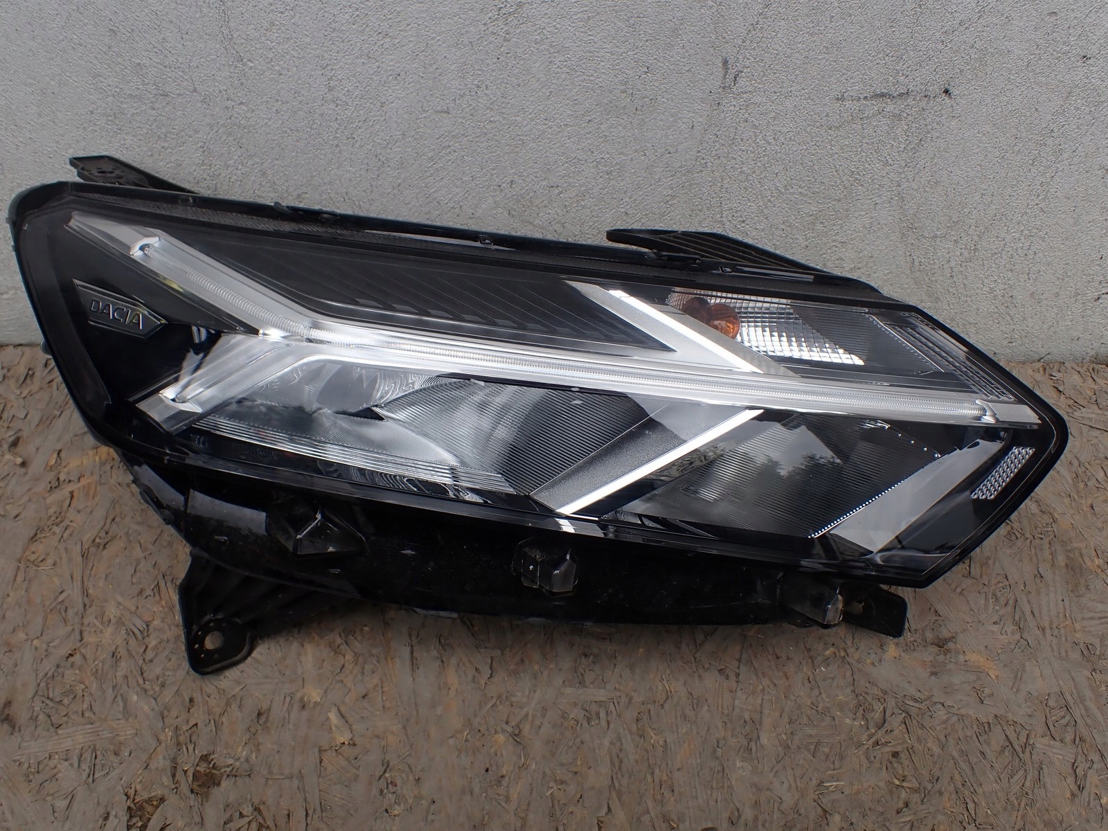 light right REFLEKTOR right LED DACIA JOGGER RK 2021- 260106343R