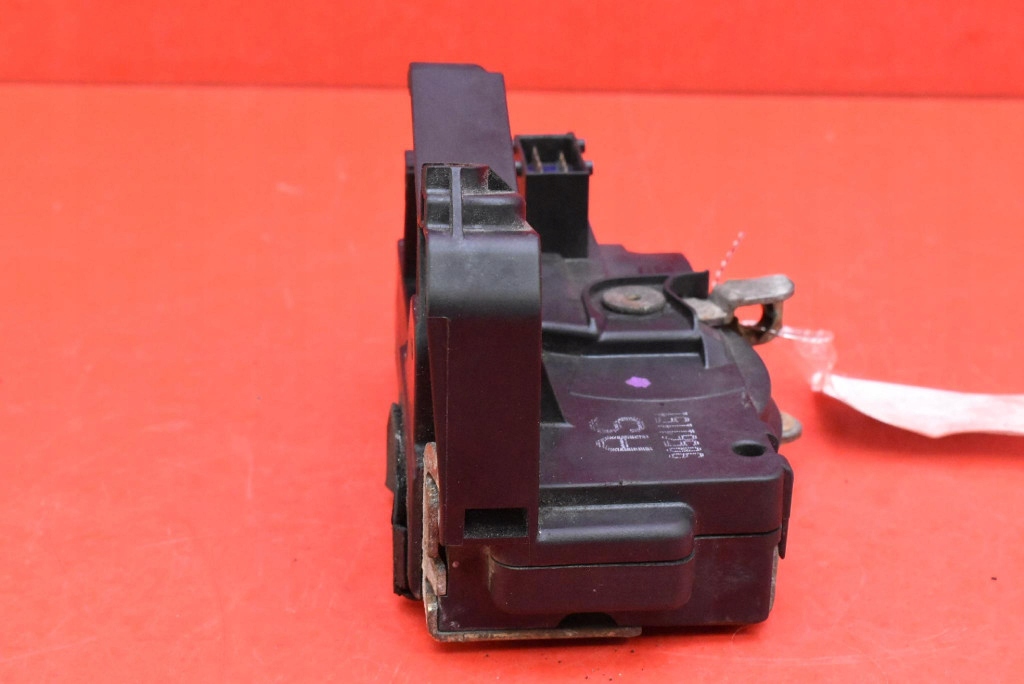 lock door left front front EU 90561151 AS OPEL ASTRA 2 II G 98-09
